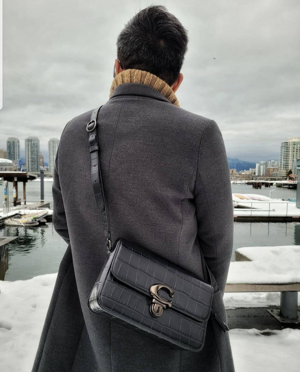 COACH CROCODILE EMBOSSED LEATHER STUDIO SHOULDER BAG (COACH C6640)🌺เอาซิ๊!!ใครอดใจไหวให้รู้ไป!! สวยตาแตก!! ปรับลุคให้ดูแพง แบบไม่ปรานีกันล่ะคราวนี้!// กระเป๋าถือ กระเป๋าสะพาย อีกหนึ่งคอลเลคชั่นสุดตะลึงตา หรูหรา! เวอร์วังอลังสร้าง! ที่ดูแพงม๊ากก!!/