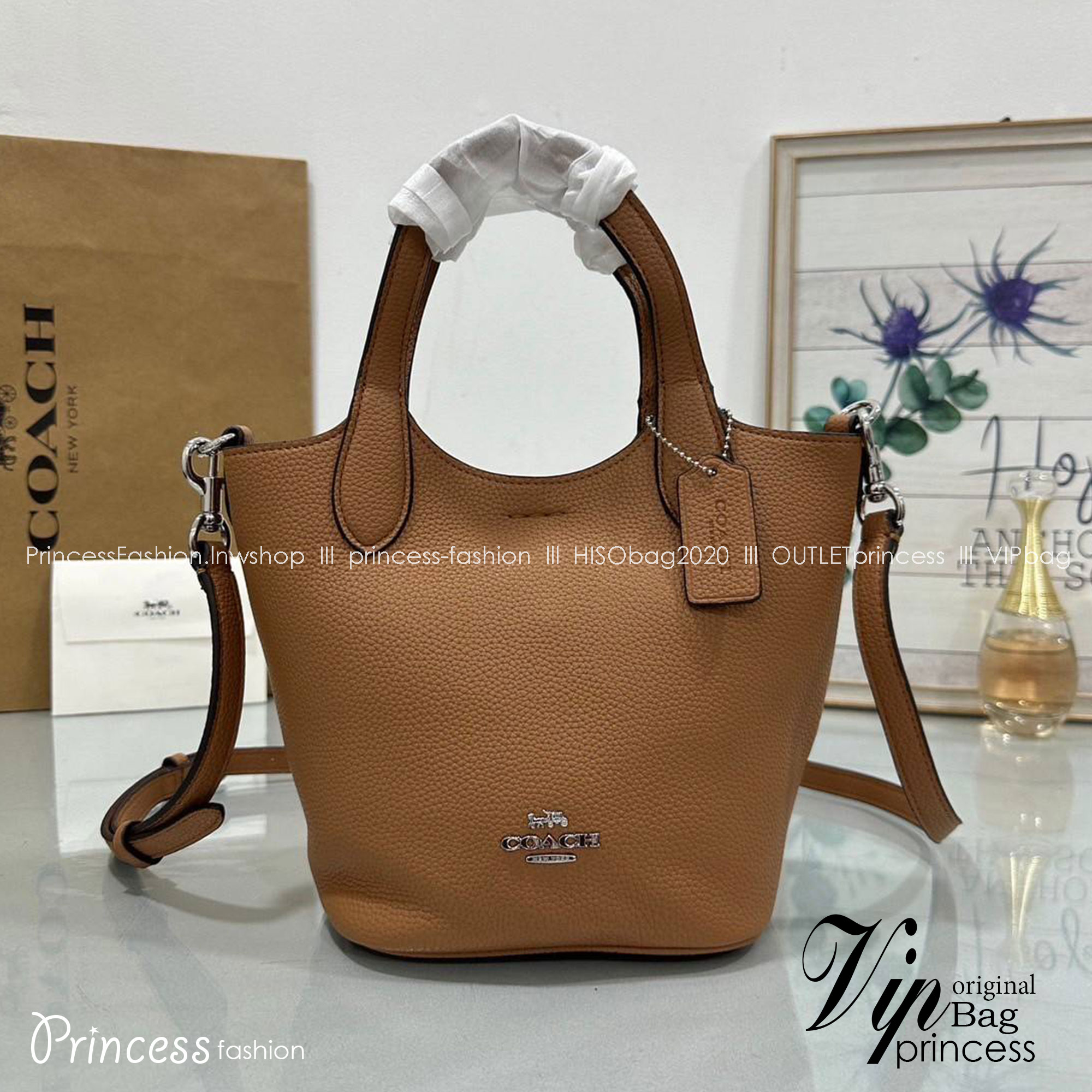 พร้อมส่ง 5 สี COACH HANNA BUCKET BAG กระเป๋าถือ/สะพายข้างทรงบักเก็ตรุ่นใหม่ดีไซน์เก๋น่ารัก เกรดท็อปออริ เกรดดีสุด สลับแท้ 1:1 ใช้ต่างประเทศได้