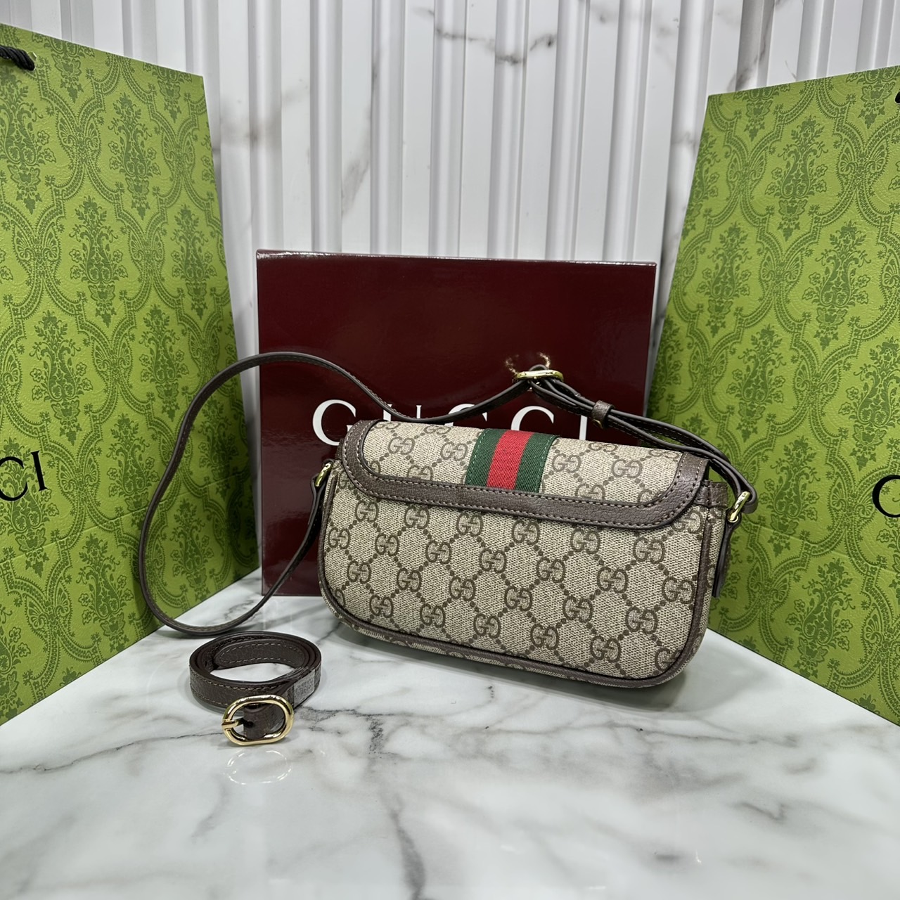 ORI หนังแท้ | Gucci Ophidia mini shoulder bag Monogram Double G / Gucci Crossbody Bag กระเป๋าสะพาย คอลเล็กชั่น Ophidia มอบชีวิตชีวาให้กับมรดกของแบรนด์ด้วยแถบ Web