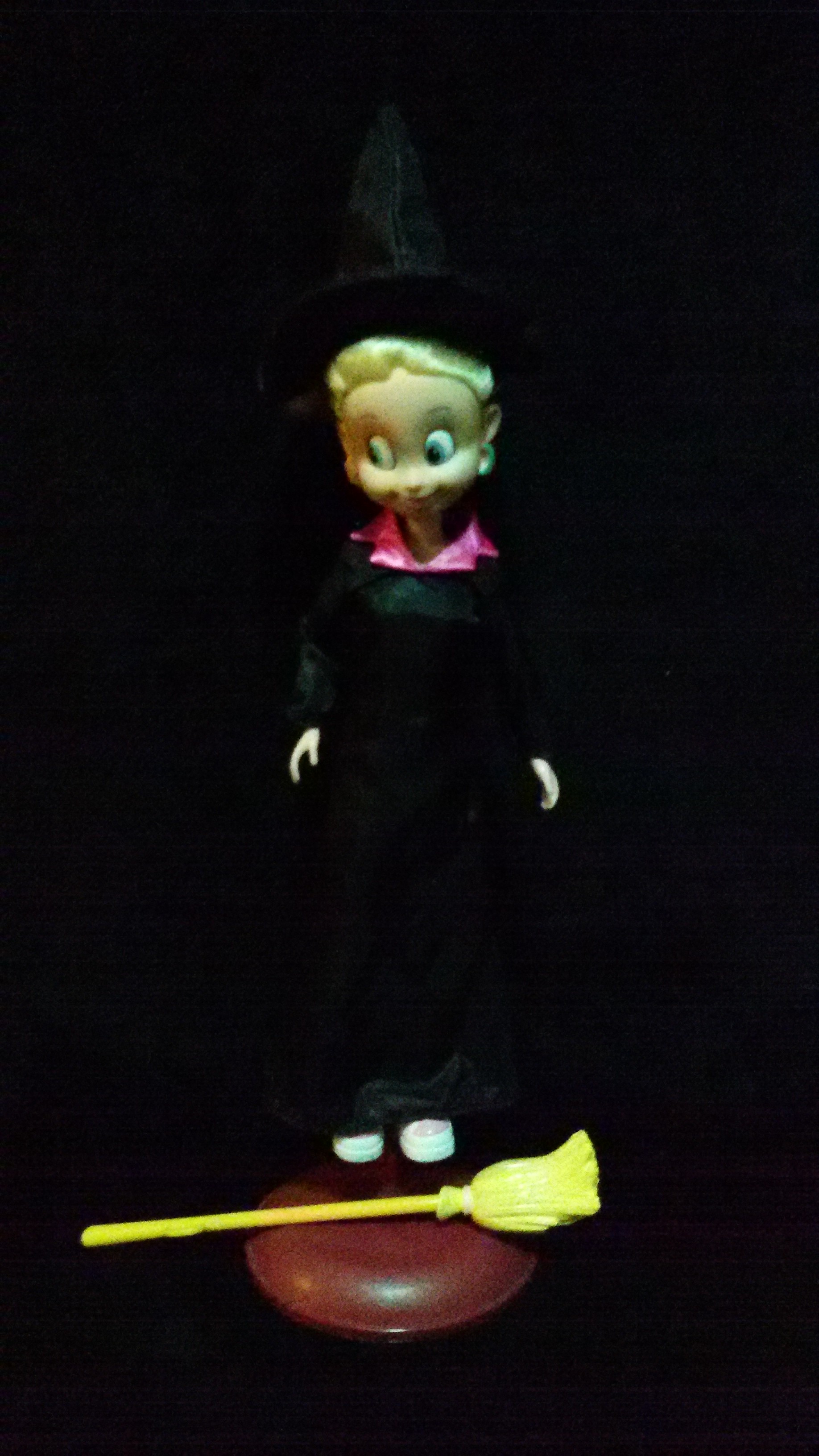Sabrina the Teenage Witch ตุ๊กตาดิสนีย์แท้มือสองสภาพดีมาก