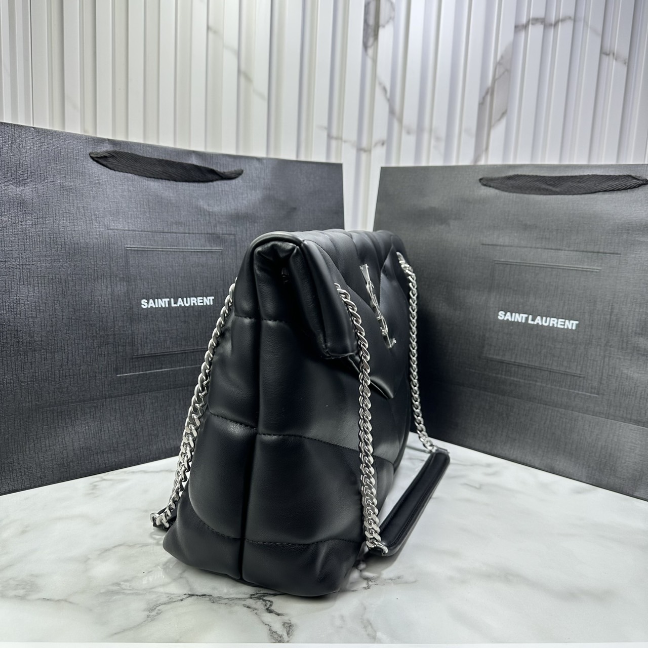 ORI หนังแท้ | 32cm YSL PUFFER Medium in Nappa leather กระเป๋าสะพายรุ่นยอดนิยม ทรงสวย ใช้ได้บ่อยไม่มีเบื่อ วัสดุหนังสัมผัสนิ่มมือ ดีไซน์เรียบหรู ดูแพง สะพายได้หลากหลาย