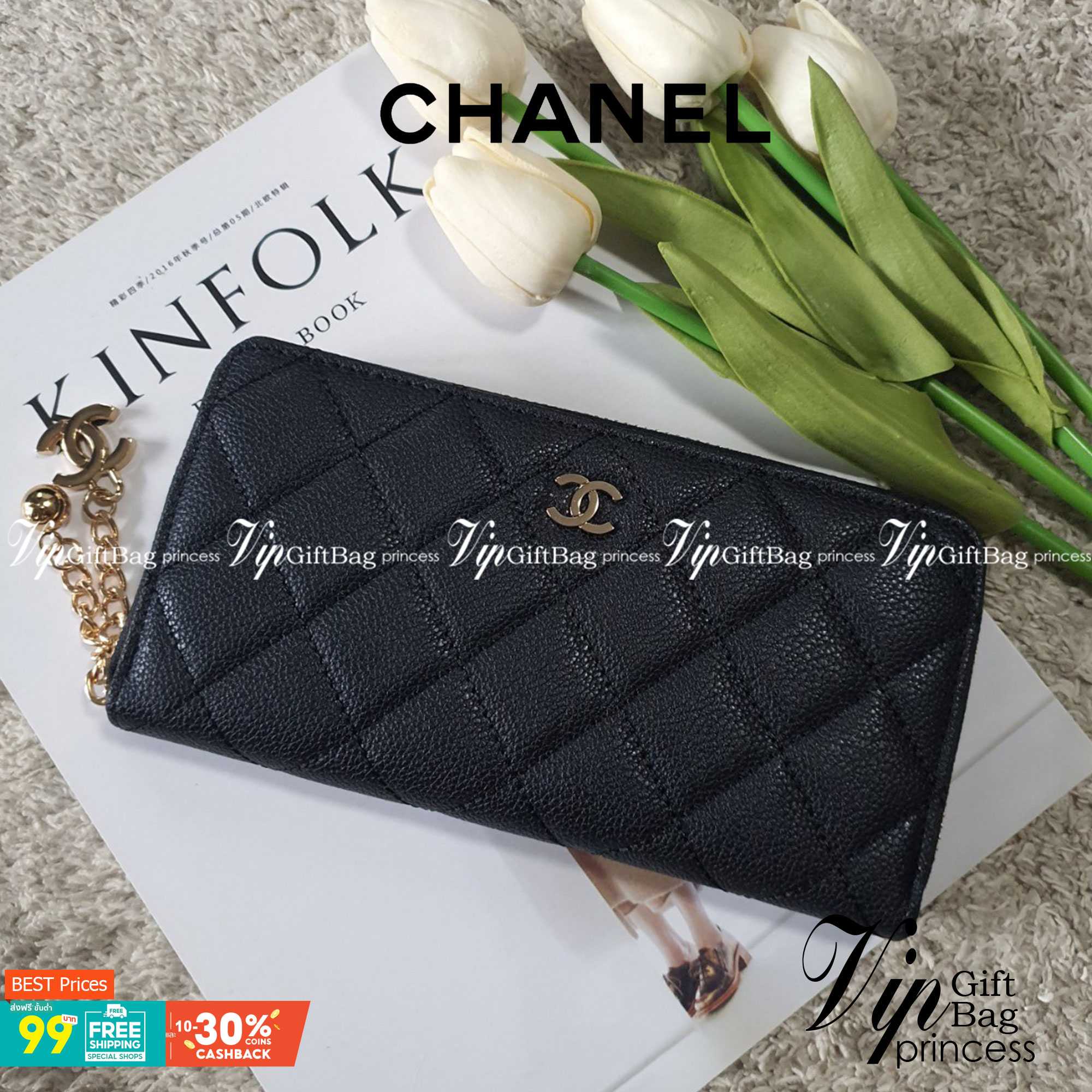 พร้อมส่งรุ่นขายดี! Don't Miss! Chanel Beaute Wallet Complimentary VIP Gift With Purchase (GWP) กระเป๋าสตางค์พรีเมี่ยมกิ๊ฟ จาก Chanel Cosmetic Counter Duty free วัสดุหนังคาเวียร์สวยหรูเปิดปิดด้วยซิปสะดวกใช้ ด้านหน้าประดับโลโก้แบรนด์อะไหล่ทอง ภายในมีช่
