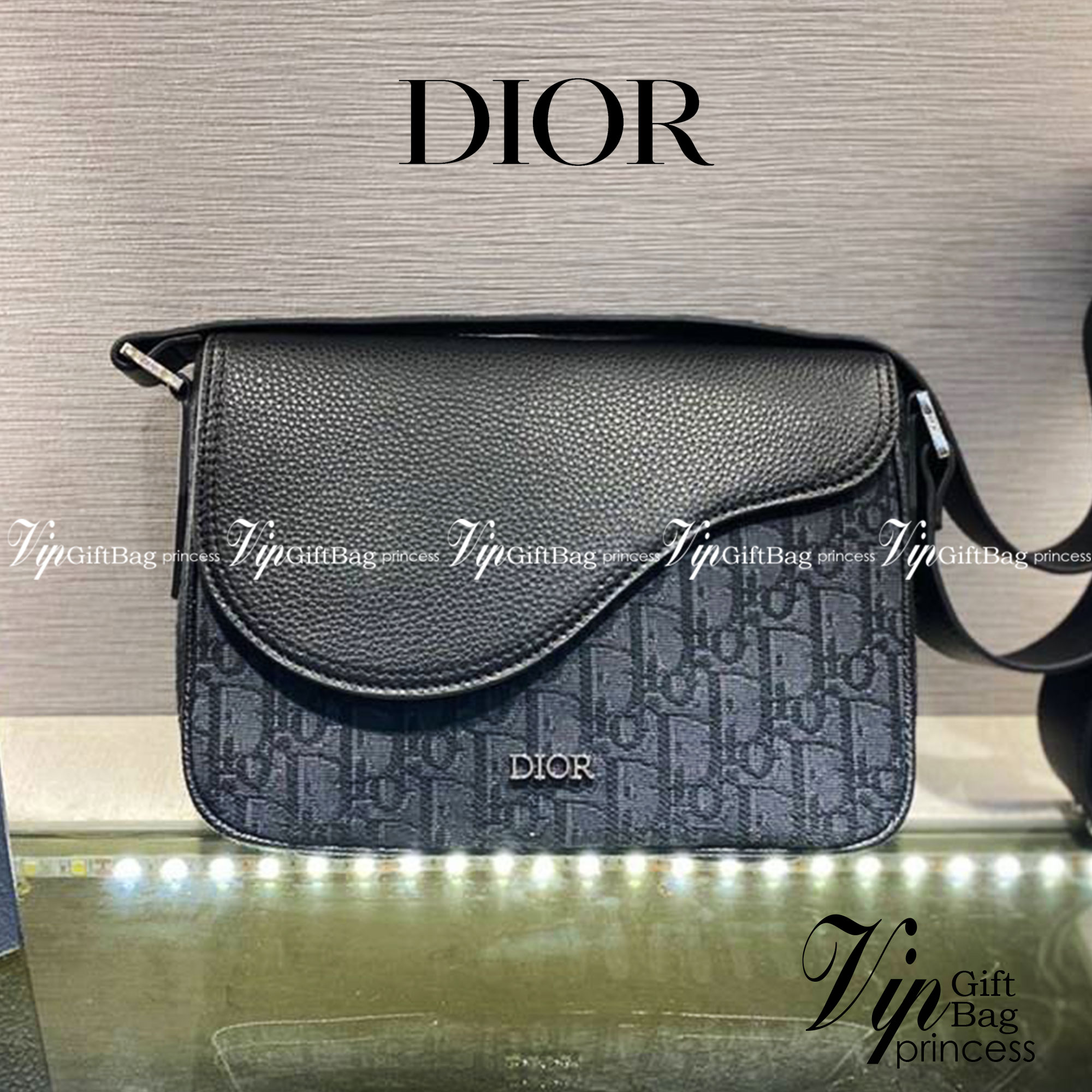 หนังแท้ DIOR MINI SADDLE MESSENGER BAG Beige and Black Dior Oblique Jacquard and Black Grained Calfskin พร้อมส่งที่ไทย งานหนังแท้และผ้าแจ็คการ์ดออริจินอล ภาพสินค้าถ่ายจากงานขายจริง ใช้งานต่างประเทศได้