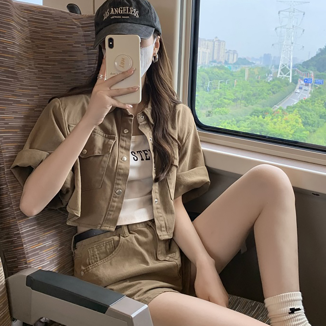 พร้อมส่ง 🥁🦩 Camel set เซตเสื้อตัวและกางเกงตัวสั้นสีน้ำตาล (IN37486)