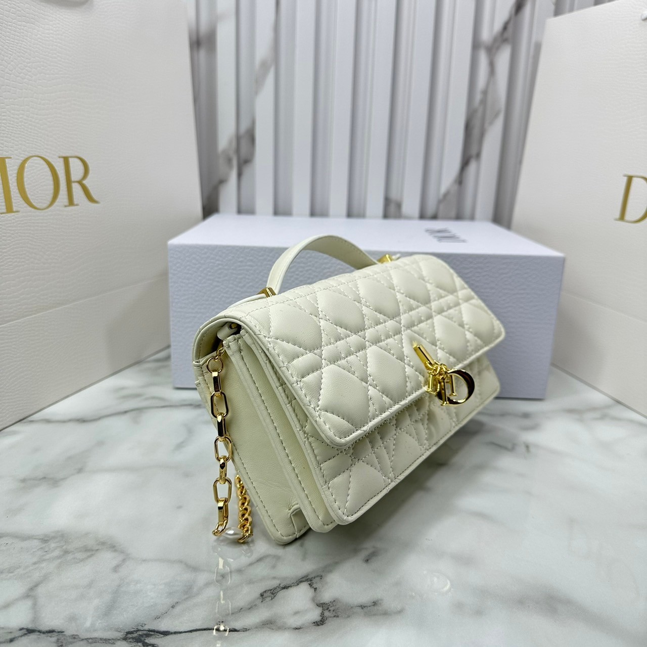 8.5" DIOR My Dior Mini Bag / Dior Clutch Bag กระเป๋าสะพายทรงคลัชทันสมัย หรูหราสง่างาม จะถือหรือสะพายก็ดูดีมีระดับ เกรดออริ 1:1 ใช้งานต่างประเทศได้