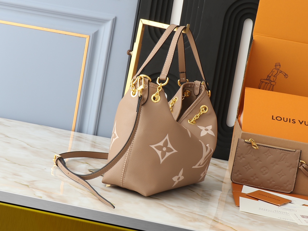 LV Bundle Monogram Empreinte Bag / LV Bella Bucket Bag กระเป๋าสะพายทรงบัคเก็ตรุ่นใหม่ ตกแต่งอะไหล่สีทองหรูหรา