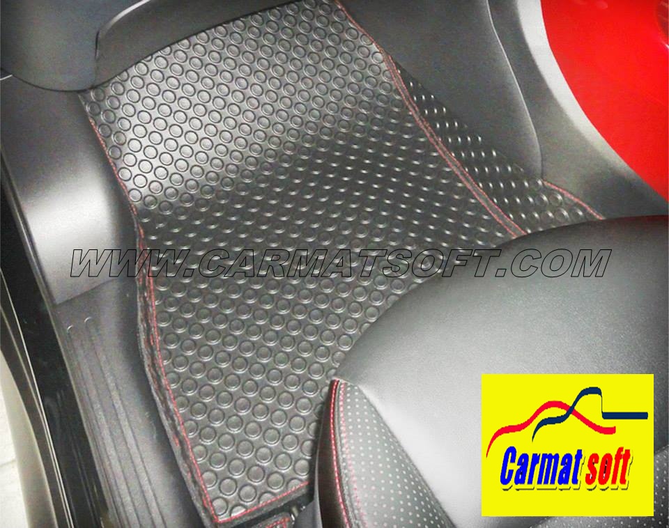 พรมปูพื้นรถยนต์ NISSAN JUKE ลายกระดุม สีดำด้ายแดง เต็มคัน ภายใน 14ชิ้น