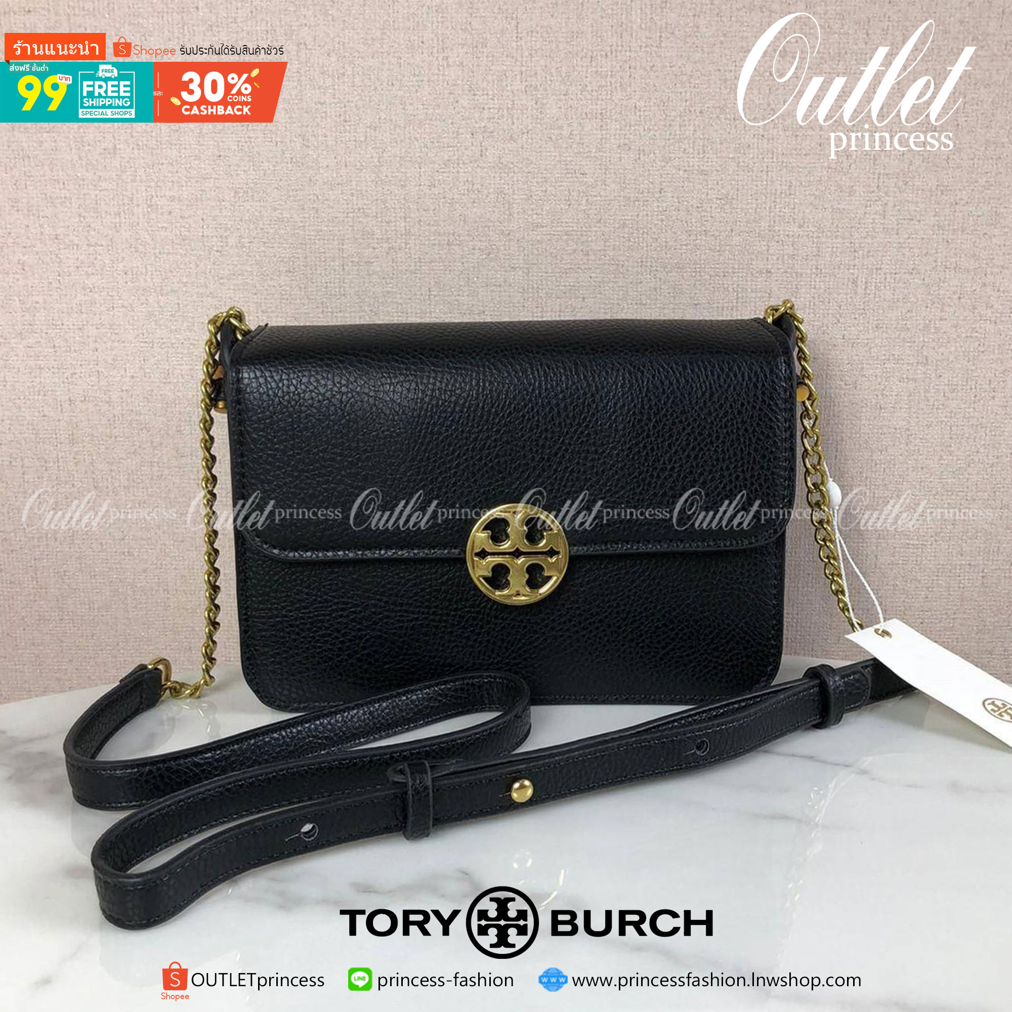 ของแท้ 💯% กระเป๋าสะพาย TORY BURCH มาพร้อมสายสะพายโซ่ มีหนังรองบ่าค่ะ เปิด - ปิดกระเป๋าด้วยกระดุมแม่เหล็กแบบซ่อน