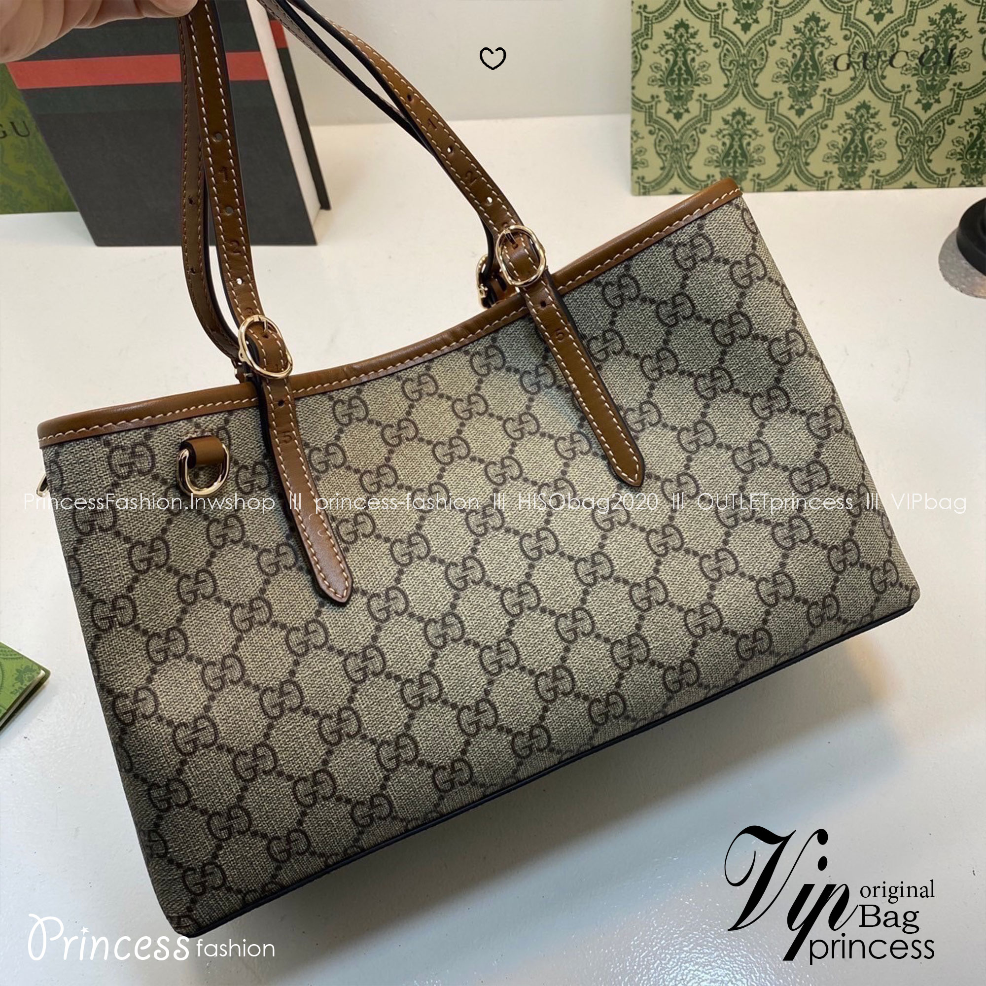 Top ORI หนังแท้ | GUCCI GG Emblem medium tote bag 30cm / GUCCI Tote Bag กระเป๋าสะพายทรงโท้ท คอลเล็กชั่นใหม่ตีความประวัติศาสตร์แห่งความสง่างามและงานฝีมือของแบรนด์ขึ้นใหม่