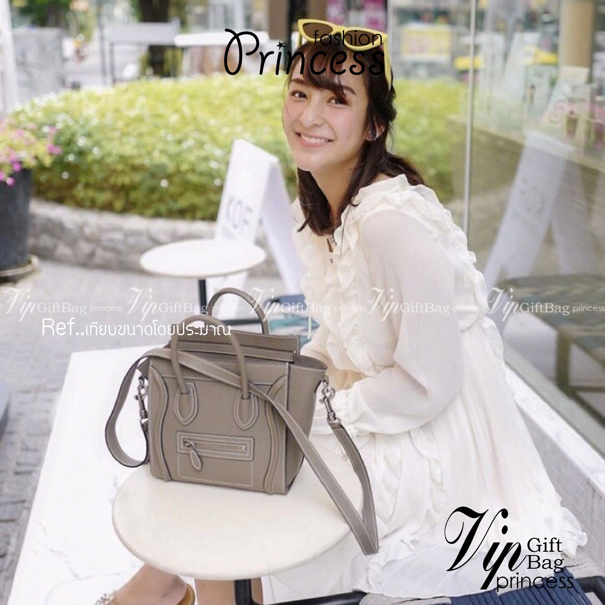 CELINE NANO LUGGAGE BAG IN DRUMMED CALFSKIN เกรดออริจินอล กระเป๋าสะพายรุ่นตามหา ขนาดกำลังดี เปิดปิดด้วยซิปอะไหล่ทองมีที่จับหนัง ด้านในกว้าง มาพร้อมช่องซิปอีกช่อง เป็นอีกทรงที่ฮิตมานานข้ามปี มาพร้อมสายยาวสะพายแบบ CROSSBODYได้ หรือจะถือออกงานก็สวยหรูอีกแบบ 