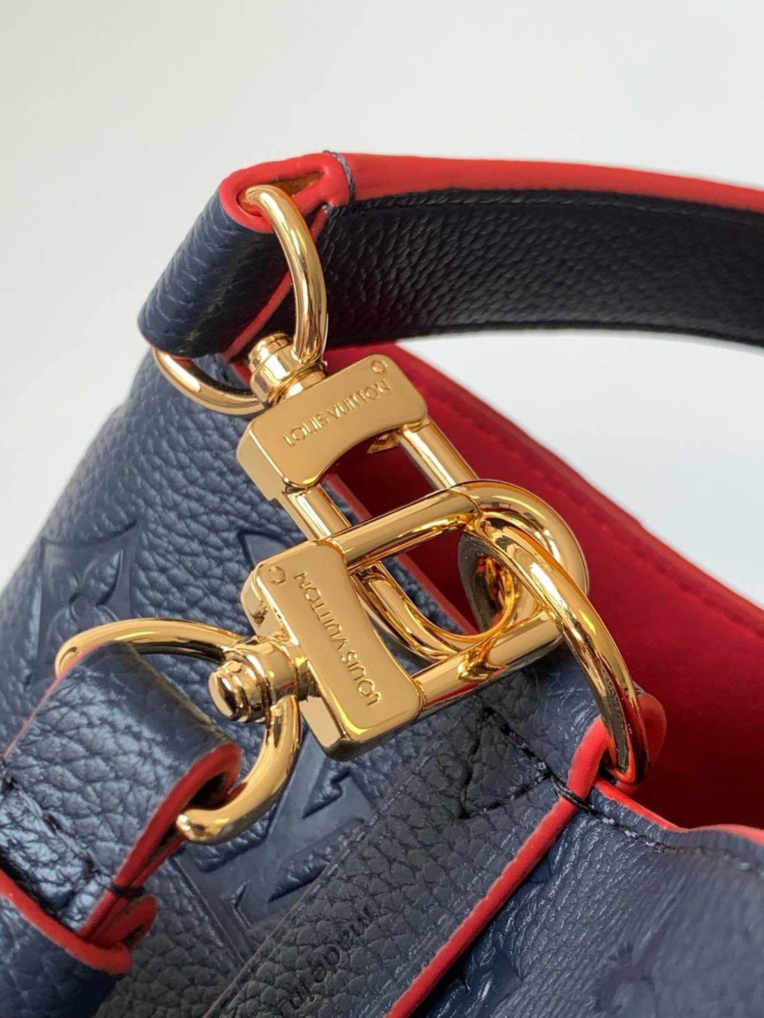 เกรดเทพ Top ORI | LV NeoNoe MM bag Monogram Empreinte กระเป๋าทรงบัคเก็ตขนมจีบนีโอโนเอ้ หนังแท้ปั้มลายโมโนแกรมคมชัดเกรดดีสุด 🤍 เกรดเทพออริจินอล สลับแท้ 1:1