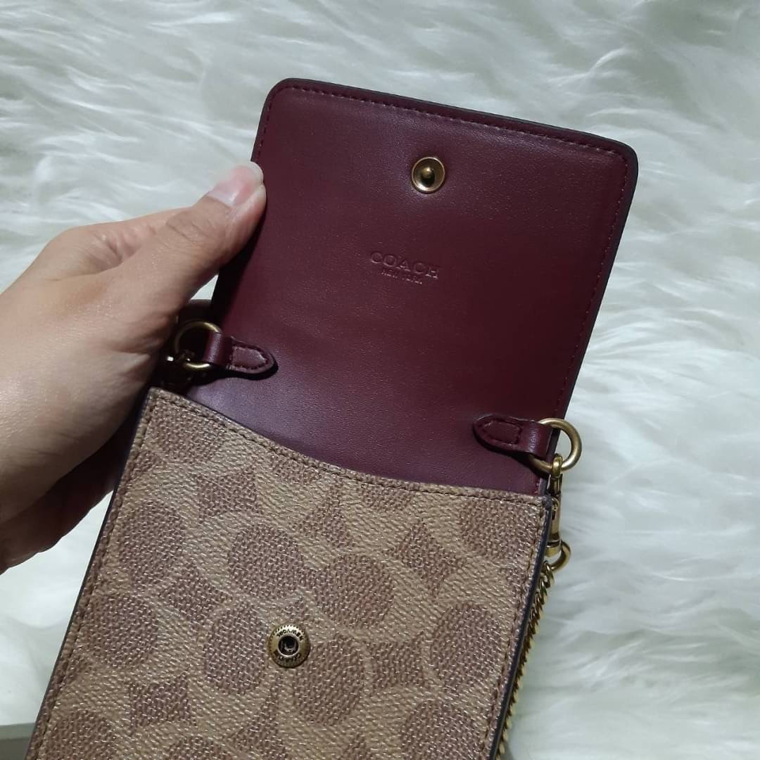 COACH F76357 SNAP PHONE CROSSBODY IN SIGNATURE CANVAS BEST ITEM!! ðâĄïļāļāļĢāļ°āđāļāđāļēāļŠāļ°āļāļēāļĒāđāļāļāļāļāļĢāļ°āļŠāļāļāđ Case phone āđāļŠāđāđāļāļĢāļĻāļąāļāļāđāļĄāļ·āļāļāļ·āļāđāļāđāļāļļāļāļĢāļļāđāļ āļāļĩāđāļāļāđāļĨāļēāļĒāļāļĩāļāļĨāļēāļŠāļŠāļīāļ āļ§āļąāļŠāļāļļāļŦāļāļąāļāđāļāļāļ§āļēāļŠāļāļļāļāļ āļēāļāļāļĩ āļāļēāđāļĨāļ°āļ āļēāļĒāđāļāđāļāđāļāļŦāļāļąāļāļŠāļąāļāđāļāļĢāļēāļ°āļŦāđāđāļĢāļĩāļĒāļ āđāļāļīāļ-āļāļīāļāļāđāļ§āļĒāļāļĢāļ°āļāļļāļĄ āļŠāļēāļĒāļŠāļ°āļāļēāļĒāļĒāļēāļ§āļ
