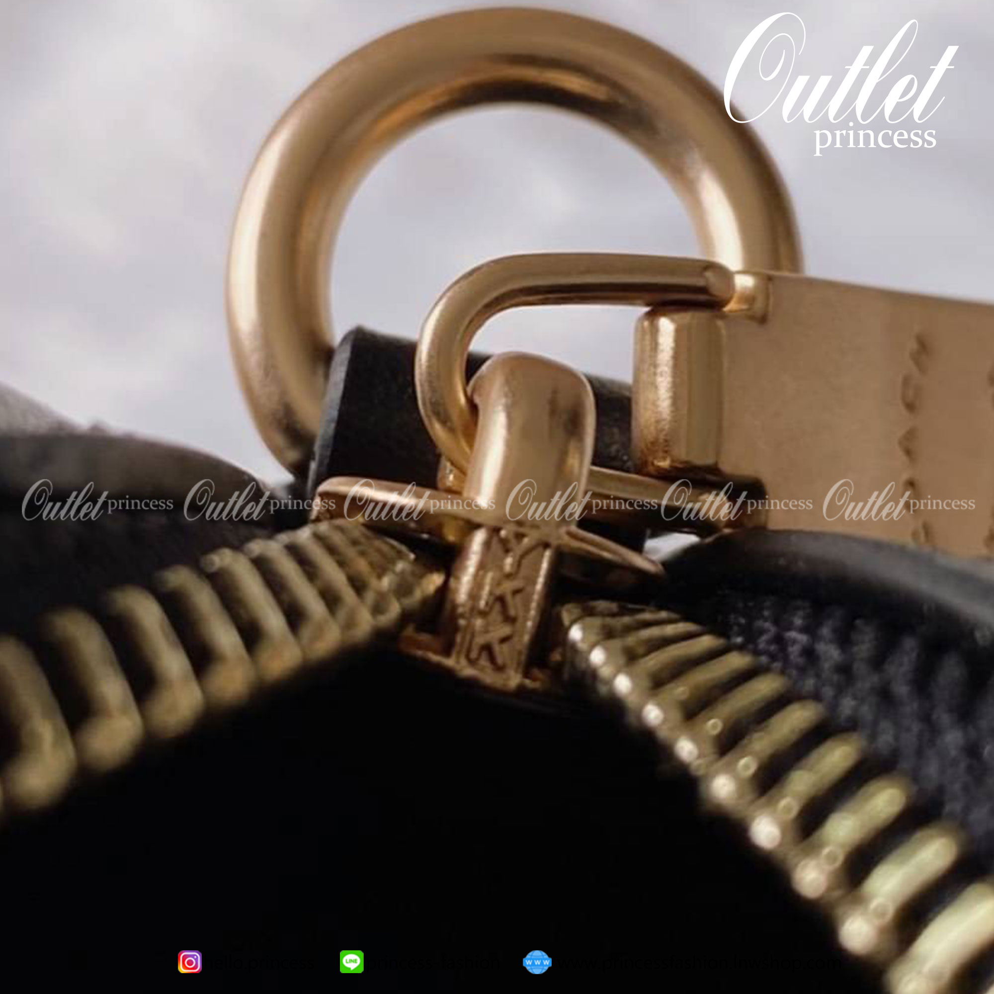 COACH TABBY TOP HANDLE 20 LEATHER BAG 💋กลับมาอีกครั้งตามคำเรียกร้องค่ะ!! กระเป๋าถือ//สะพายข้างได้ วัสดุหนังแท้อย่างดี หนึ่งใบทำหนัง2แบบได้อย่างลงตัว สวยงาม มีอะไหล่ตัวC ใหญ่ด้านหน้าโดดเด่นหรูมากๆค่ะ