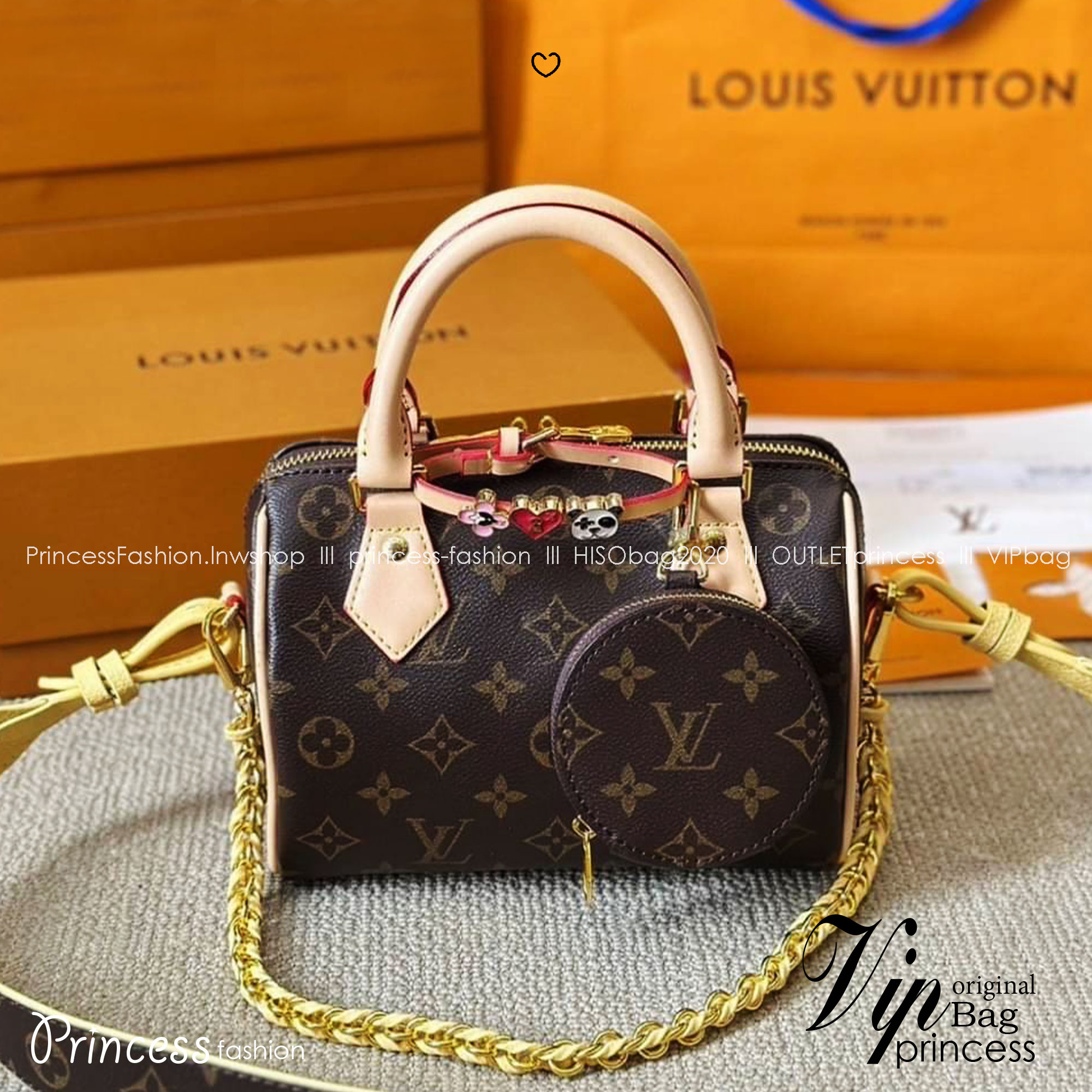 LV Speedy Bandoulière 20 bicolour กระเป๋าสะพายทรงหมอนไซส์เล็กน่ารัก Rare item รุ่นใหม่สีพาสเทลสวยหวาน ลูกคุณควรมีมากค่า โดดเด่นด้วยสายสะพายโซ่สีทองตัดกับสีกระเป๋าได้อย่างลงตัว