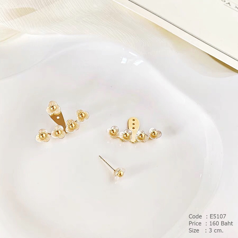 ต่างหูดอกไม้ ใส่หน้า-หลังหู แยกใส่เฉพาะดอกไม้ดอกเดียวได้