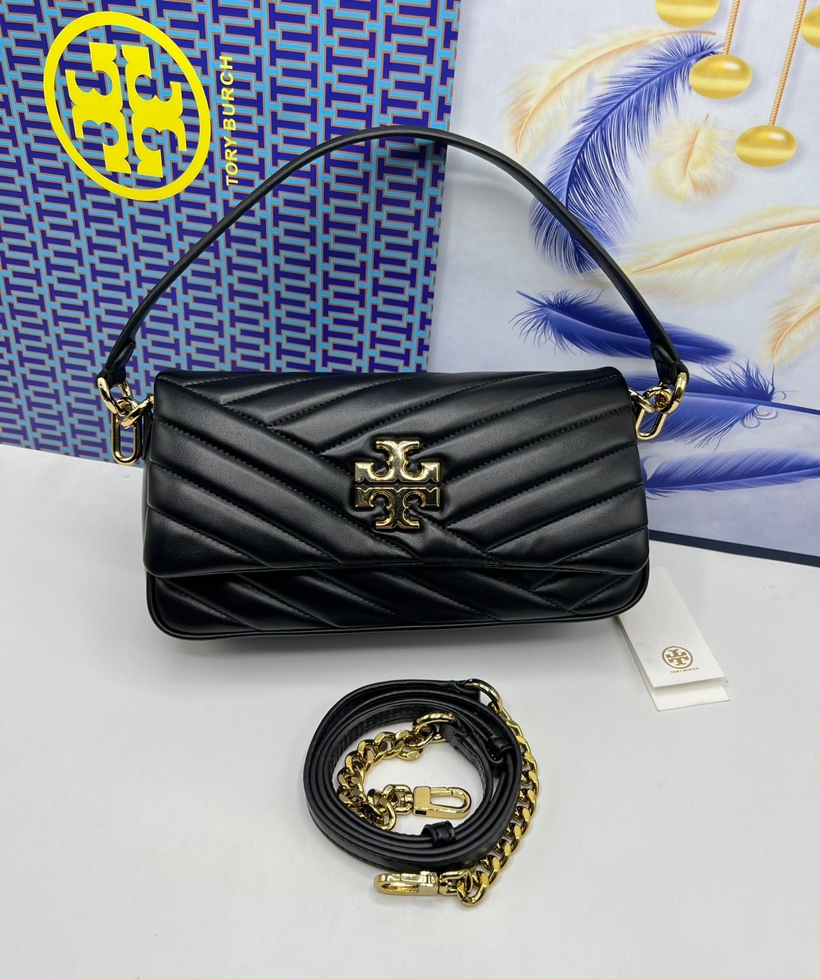 Tory Burch Kira Chevron Flap Small Shoulder Bag กระเป๋าสะพายดีไซน์รูปทรงคลาสสิค ดูผู้ดีหรูหรา เกรดออริ สลับแท้ 1:1 ใช้งานต่างประเทศได้