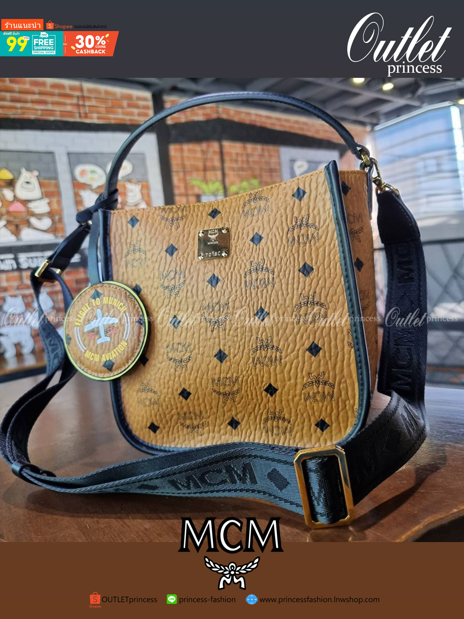 M.C.M KLASSIK LIMITED TOTE IN LEATHER BLOCK กระเป๋าโท้ท รุ่นลิมิเต็ดที่ทำเฉลิมฉลองวันครบรอบแบรนด์ ถือเป็นรุ่นที่หายากมาก ได้มารอบนี้รอบเดียวจ้า โท้ทสวยอยู่ทรง ขนาดกำลังดี พิเศษมากมาพร้อมสายหนังห้อย เข้าเซ็ท และสายสะพายสปอร์ต ถอดได้ ปรับได้ตามตัว รุ่นนี้หน