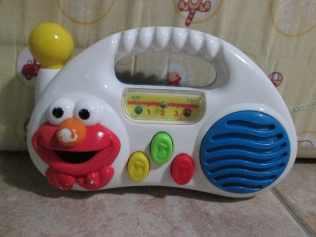 Sesame Street Elmo Musical Radio Toy with Handle by Tyco ของเล่นมือสอง