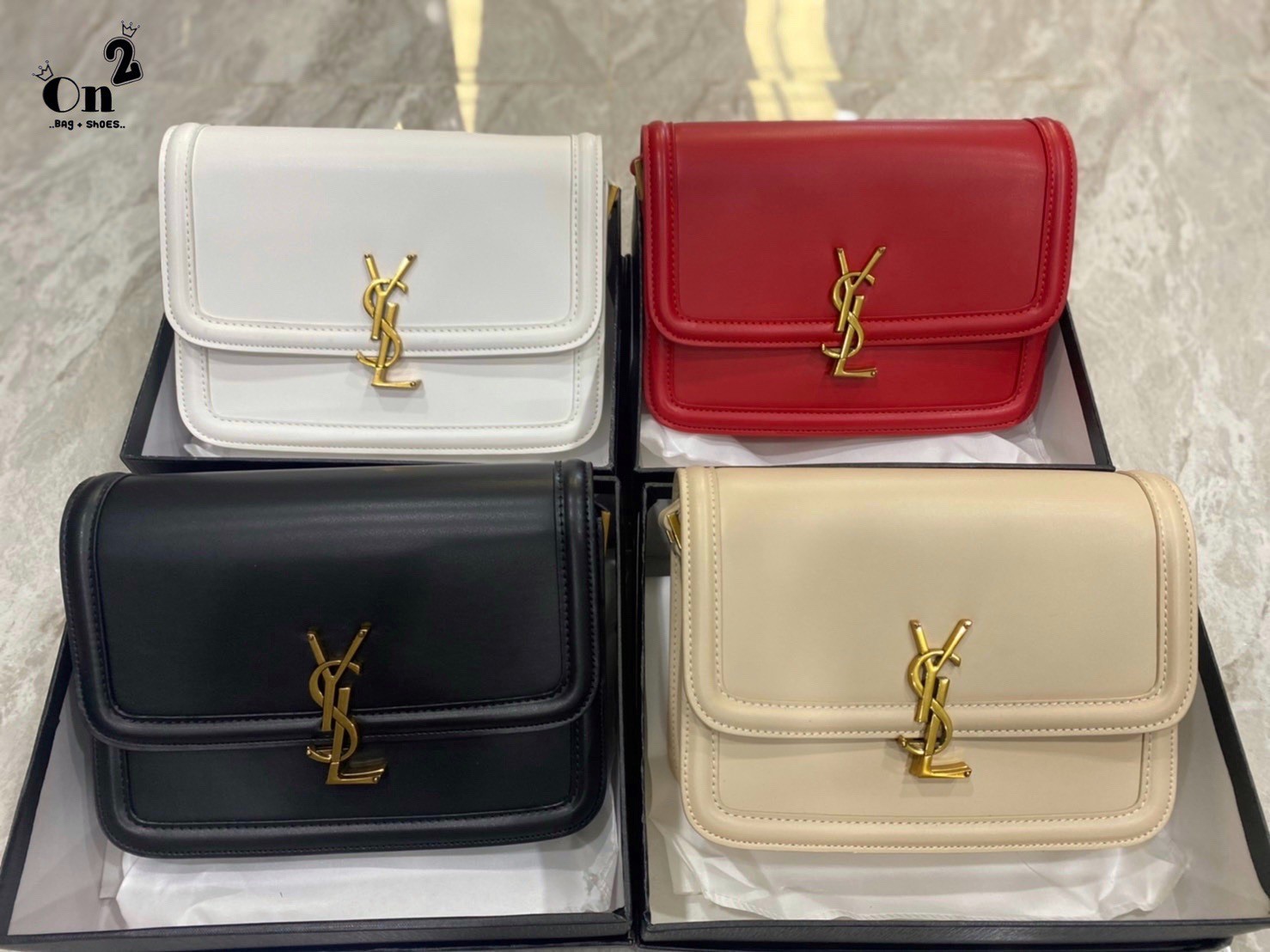 ไอเท็มขึ้นแท่น the best seller!! YSL SOLFERINO SATCHEL LEATHER / YSL crossbody bag กระเป๋าสะพายข้าง โลโก้โดดเด่น ดีเทลดูแพงด้วยตัวล็อค ใช้งานง่าย แน่นหนา งานหนังสวยเต็มใบ ภายในเป็นช่องโล่ง ใส่ของสำคัญได้เลยสบายๆ สายสะพายครอส ปรับใช้ได้ตามตัว ใบจริงสวยคม ร