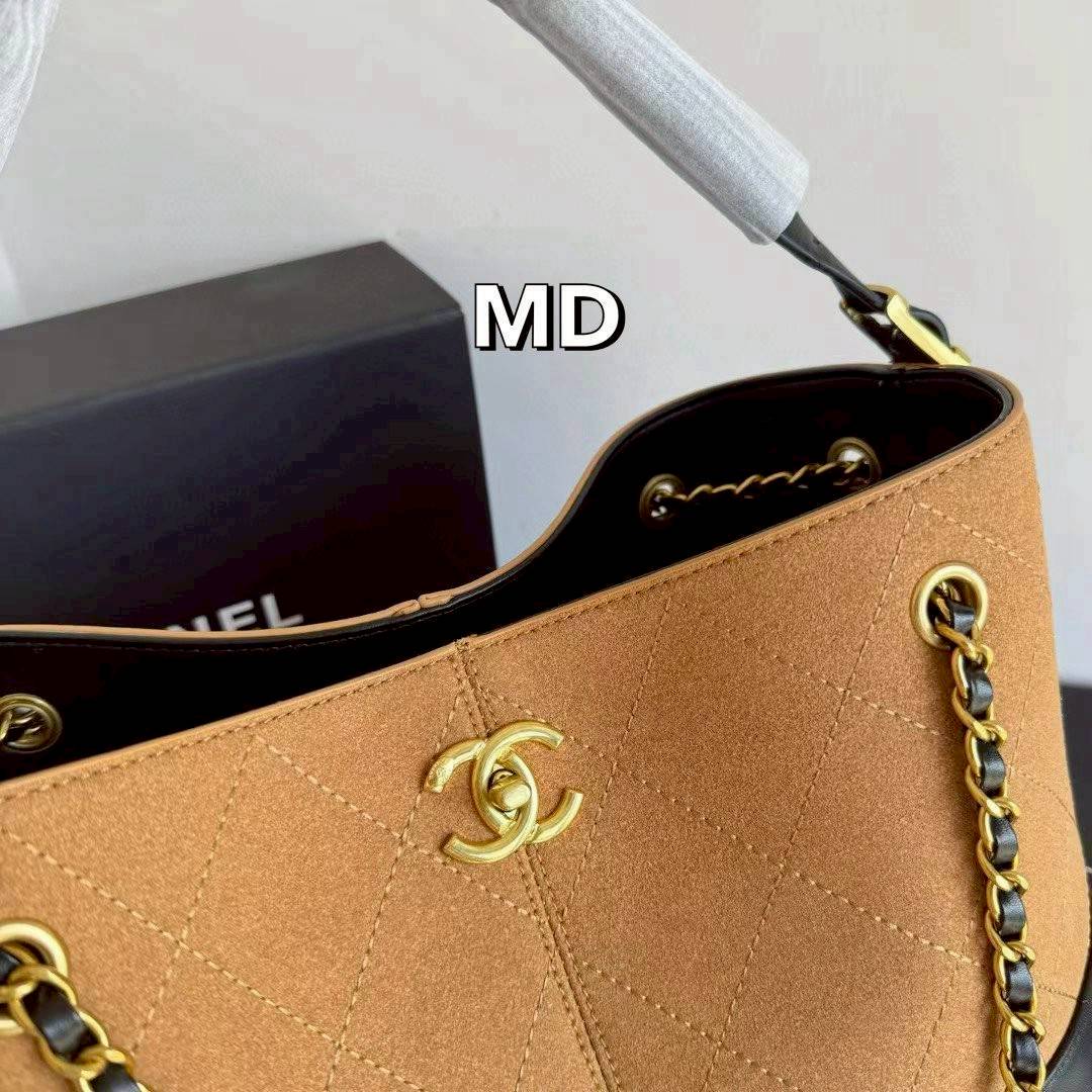 Chanel Shopping Bag 25A Suede Bag กระเป๋าช้อปปิ้งทรงโท้ท มีทั้งแบบงานหนังเต็มใบ/ทูโทน/และงานหนังกลับ สวยหรูหรา คอลใหม่