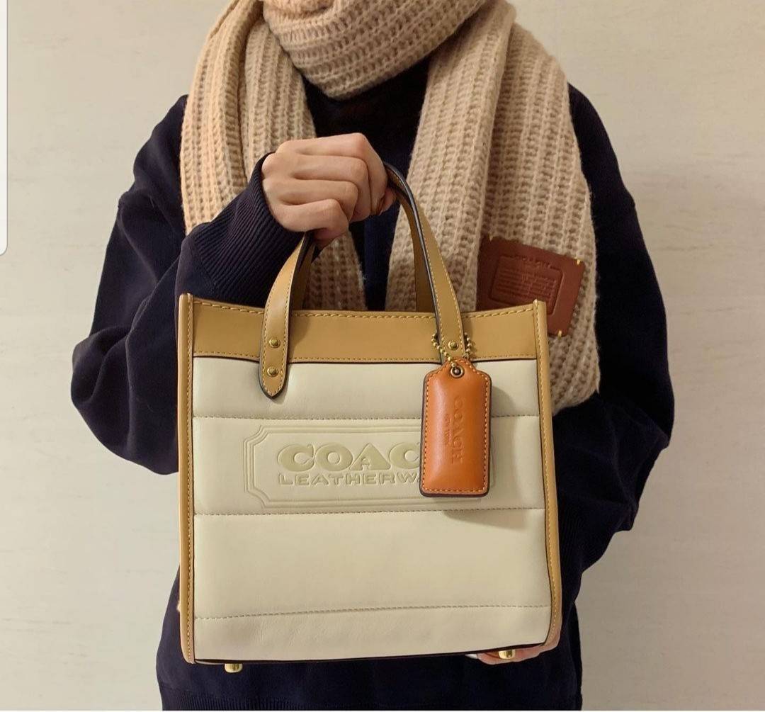 COACH CASUAL STYLE STREET STYLE 2WAY PLAIN LEATHER ELEGANT STYLE (C6958 C6852) 🌺 ที่สุด! ของที่สุด!! กระเป๋าถือ กระเป๋าสะพายรูปทรงสุดฮิต สุดคลาสสิค รุ่น UNISEX ที่ชิคๆ สบายๆ ได้ทั้งชายและหญิง// วัสดุหนังแท้ทั้งใบ ตัดเย็บด้วยหนังเนื้อนุ่มพิเศษ หนา 