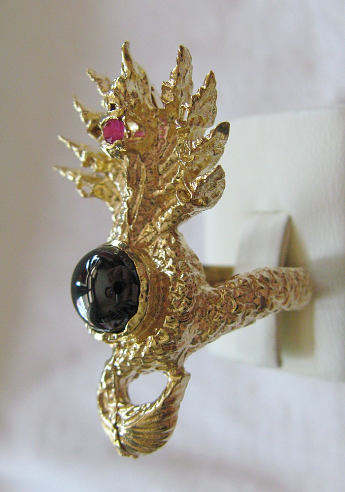 สินค้าหมดค่ะ แหวนพญานาค9เศียรประดับพลอยมณีใต้น้ำ(เพชรพญานาค)สีดำเนื้อทองเหลือง(ทุกราศี) เสริมอำนาจ คุ้มครองค่ะ