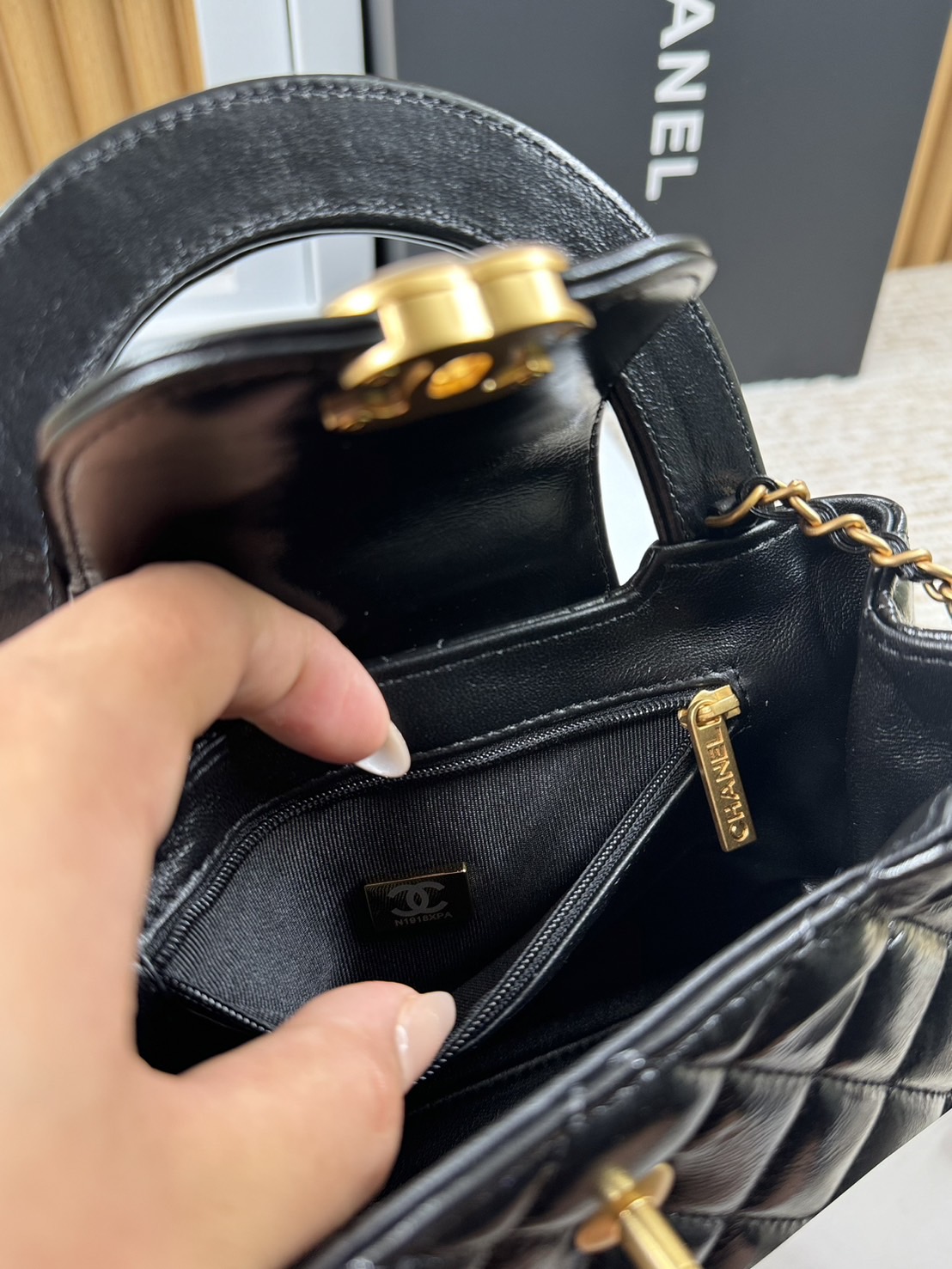 Chanel mini kelly flap bag เกรดออริ สลับแท้ 1:1 ใช้งานต่างประเทศได้