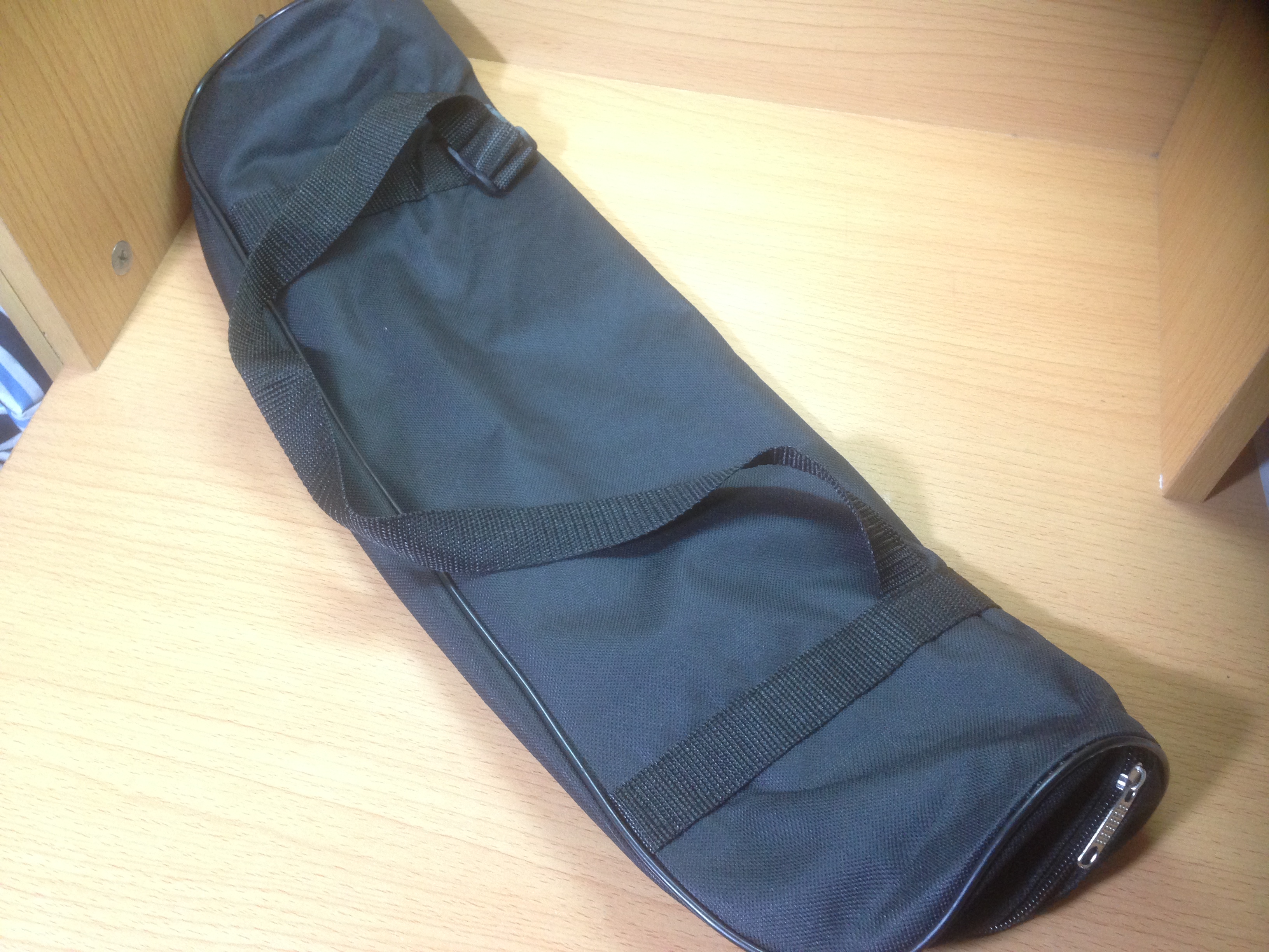 กระเป๋าผ้าหมากรุกสากล