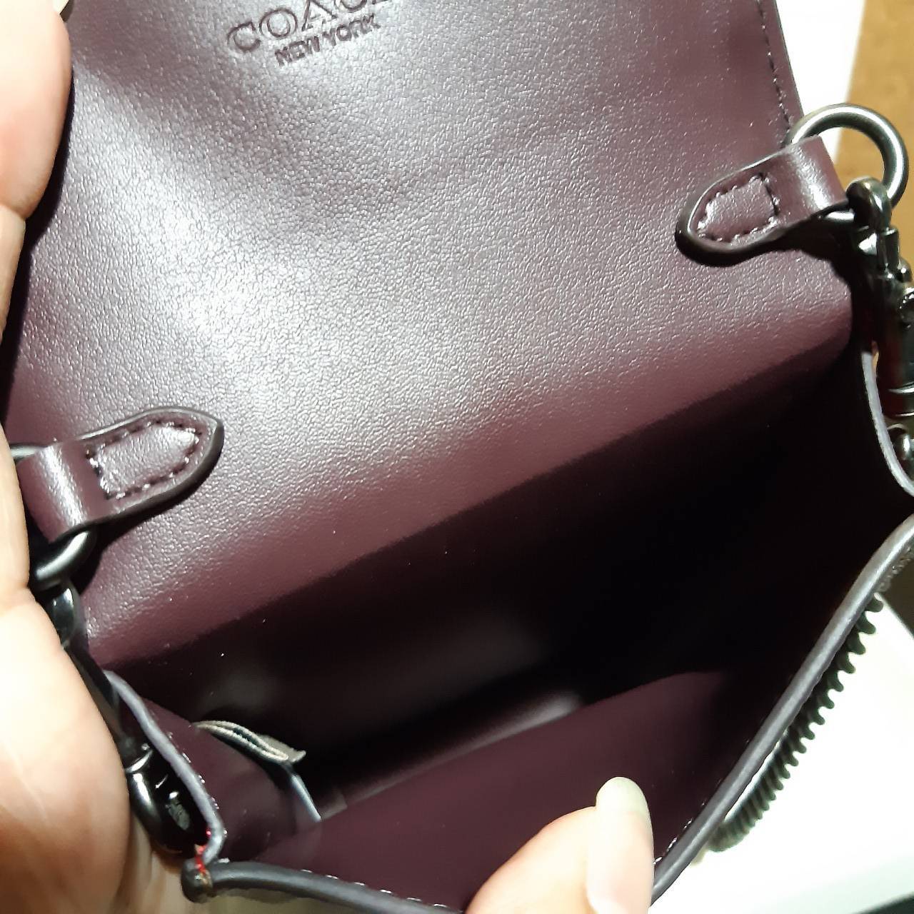 ของแท้ COACH F76357 SNAP PHONE CROSSBODY IN SIGNATURE CANVAS BEST ITEM!! กระเป๋าสะพายเอนกประสงค์ Case phone