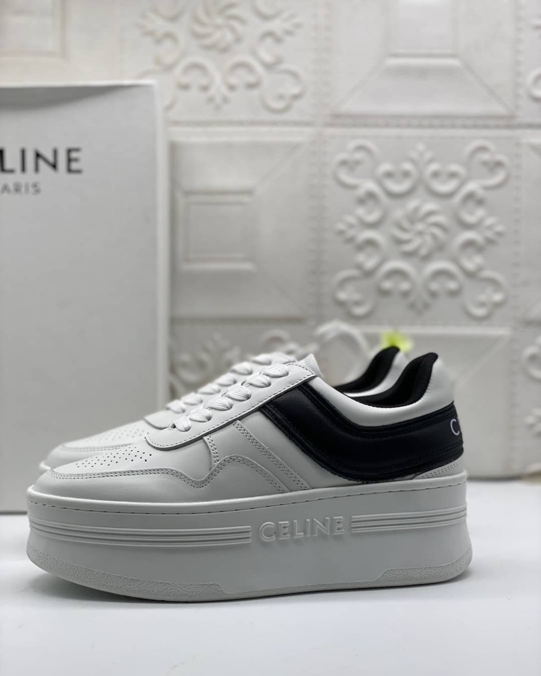 CELINE SNEAKERS / CELINE BLOCK SNEAKERS WITH WEDGE OUTSOLE IN CALFSKIN เกรดออริ สลับแท้ (พร้อมส่งที่ไทย) ใช้งานต่างประเทศได้ หนังสวยลายพิมพ์คมชัด ภาพถ่ายจากงานจริง