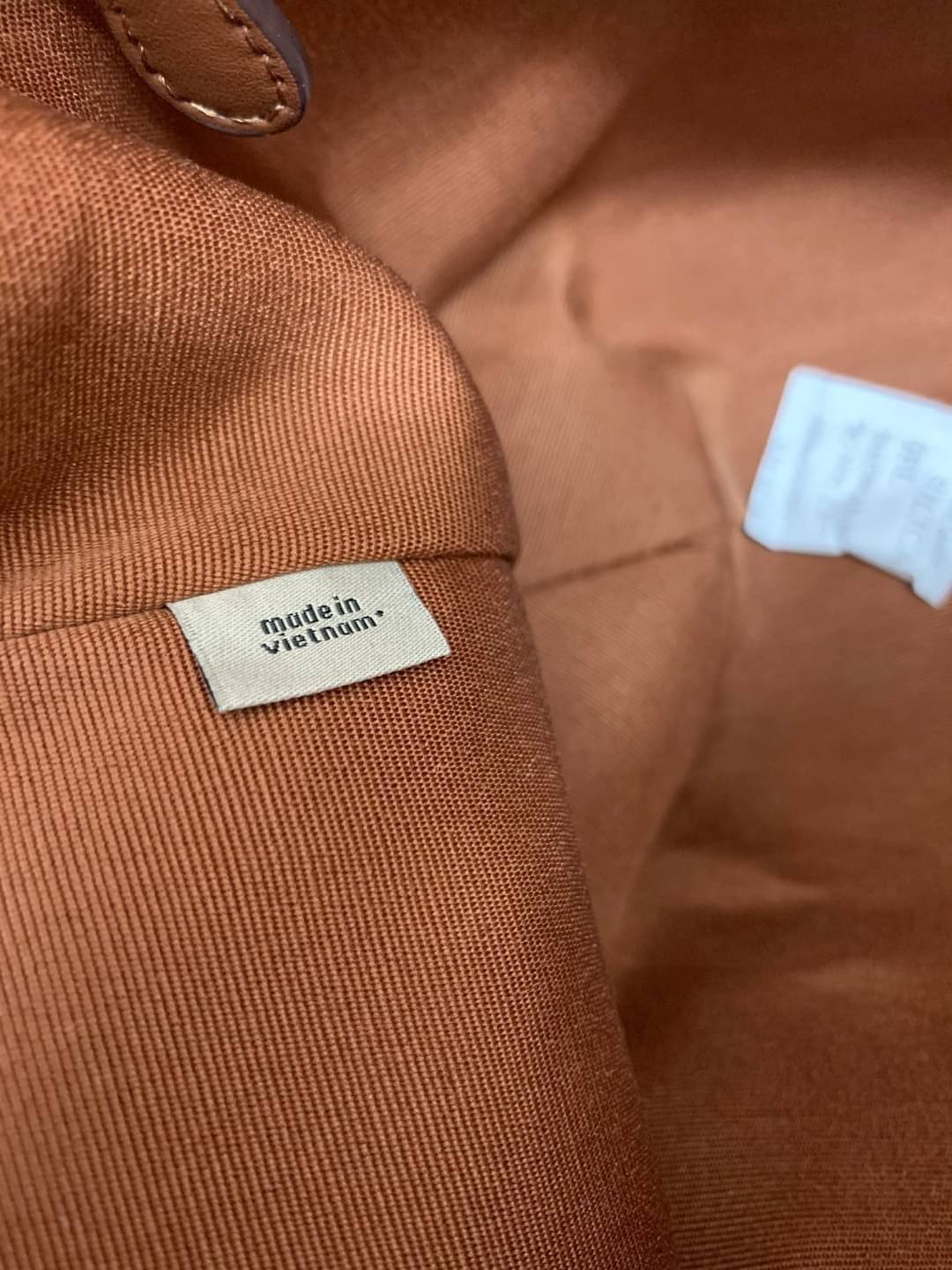 OUTLET 】ปรับราคาลง ได้ไปไม่ผิดหวังแน่นอนจ้าา💥 Coach Pebble Leather Small Skylar Hobo Shoulder Bag((90738)) พร้อมส่งที่ไทย ล่าสุด! กระเป๋าหิ้ว//สะพายข้างได้ ทรงน่ารัก ละมุน หนังแท้ หนังนิ่มมือดีมาก หลงรักแน่นอนค่าา! เปิดปิดกระเป๋าแบบซิปมีพู่ห้อย ใช