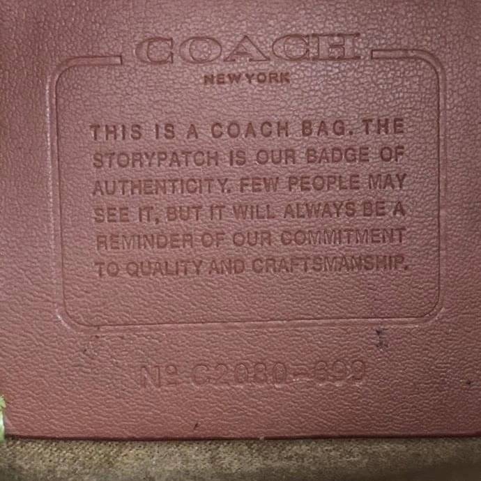 COACH COURIER CARRYALL 23 IN COLORBLOCK SIGNATURE CANVAS พร้อมส่ง 7 แบบ พร้อมส่ง ลุคดูไฮสุดๆค่ะ! กระเป๋าสะพายหนังหรูหราและคลาสสิค หนังแท้ชั้นดีที่สุด น้ำหนักเบา หนังสวยมากก สัมผัสแล้วหลงรักแน่นอนจ้าา😘