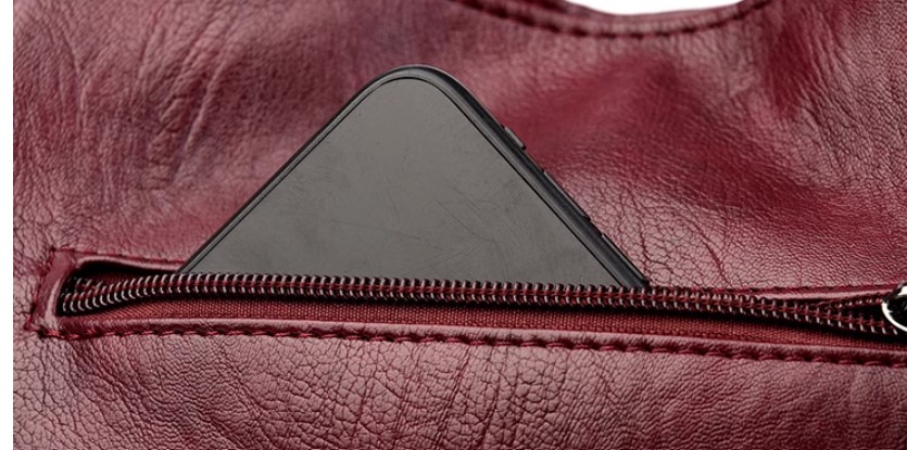 กระเป๋าสะพายข้าง กระเป๋าผู้หญิง หนังแกะ หนังนิ่ม สีดำ เงาสวย กระเป๋าถือ ใบใหญ่ ปากกว้าง แบบมีดีไซน์ ใส่ของได้เยอะ 382929