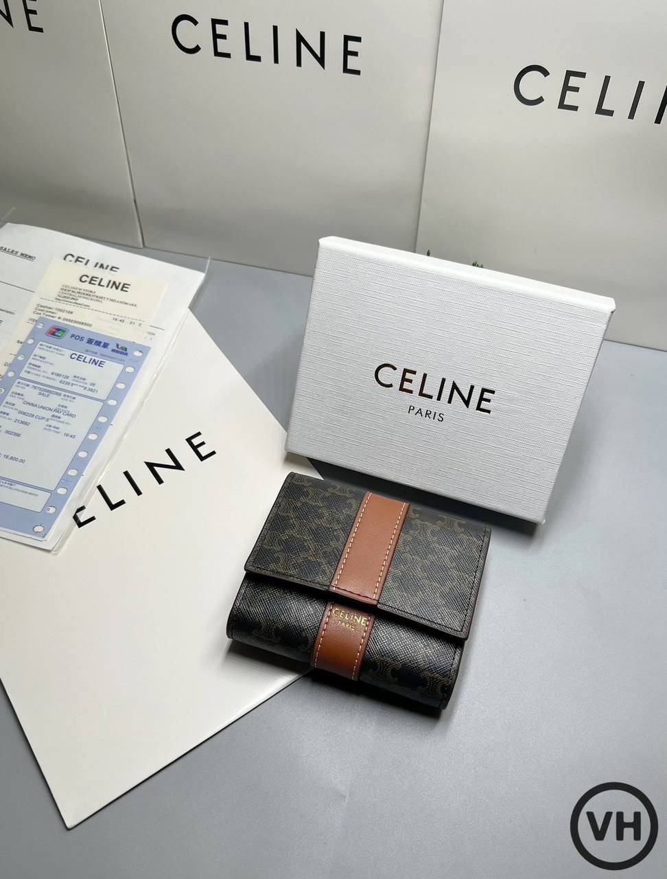 ORI หนังแท้ | CELINE Wallet / CELINE SMALL TRIFOLD WALLET IN TRIOMPHE CANVAS กระเป๋าสตางค์ใบสั้น 3 พับ กระเป๋าสตางค์เซลีน