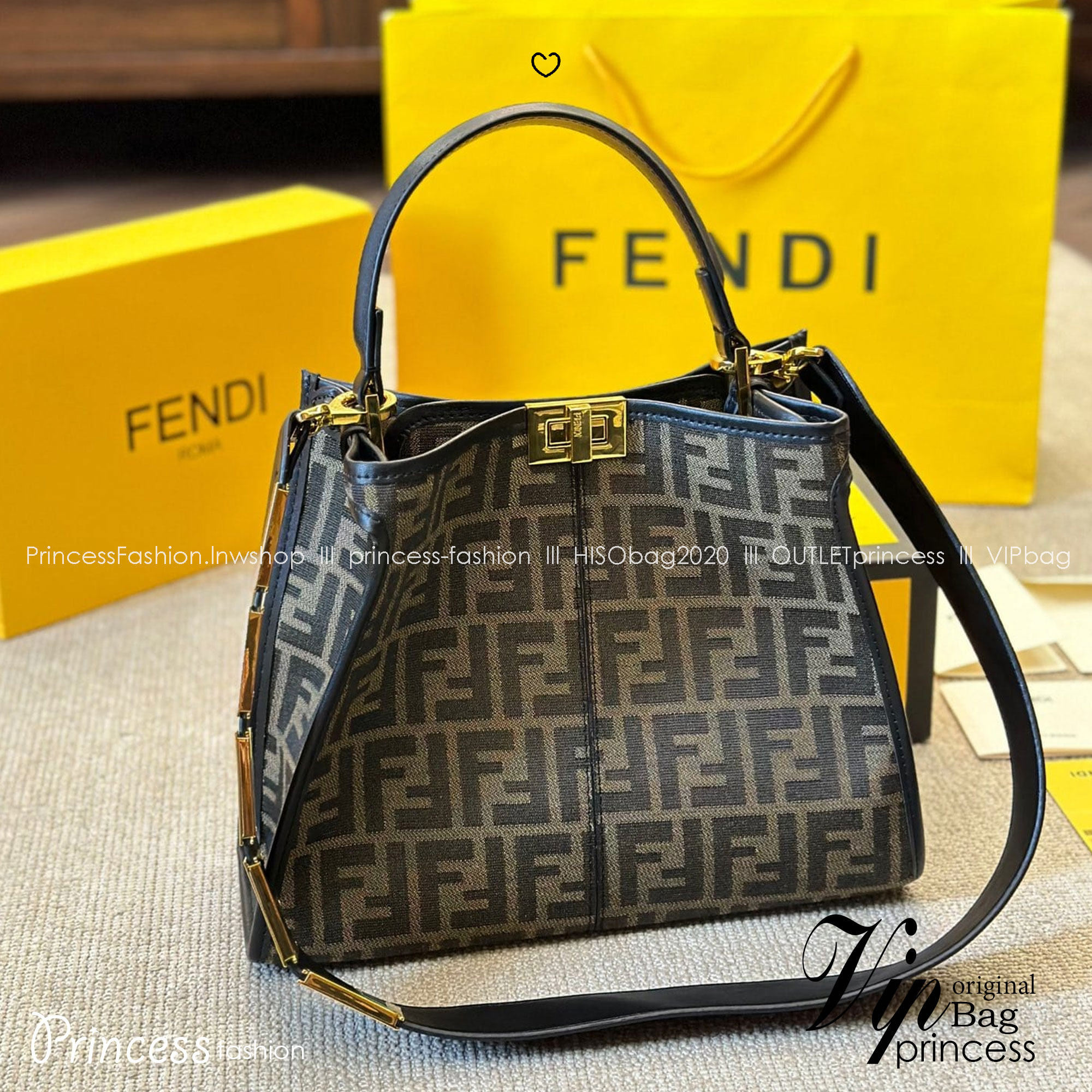 FENDI PEEKABOO XLITE TOTE Canvas Monogram Bag กระเป๋าทรงโท้ท ดีไซส์เป็นเอกลักษณ์ รุ่นหายาก ทรงสวยหรู ดูแพงเกินเบอร์!!