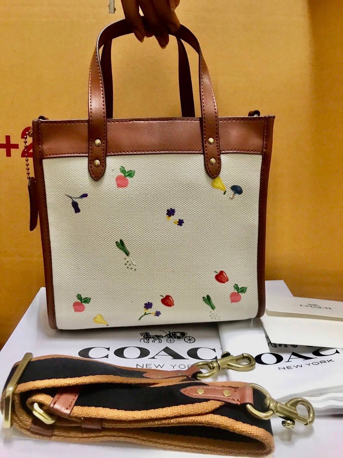COACH FIELD TOTE 22 WITH GARDEN EMBROIDERY COACH BADGE