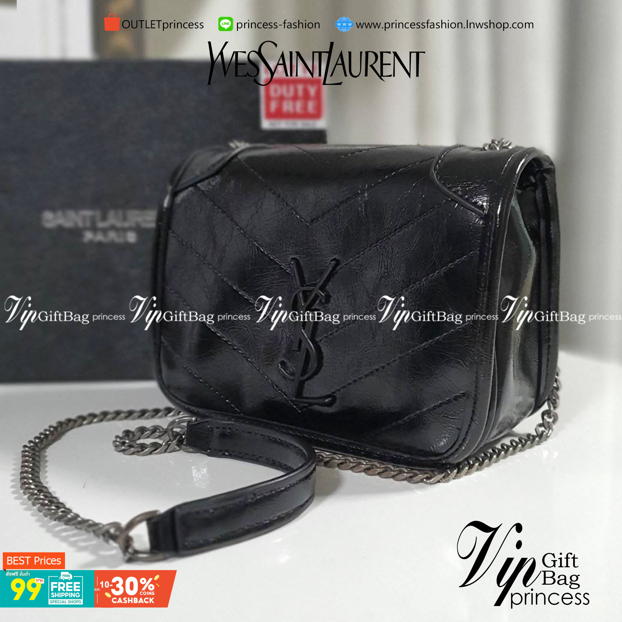 VIP 】YVES SAINT LAURENT YSL BAG VIP GIFT WITH PURCHASE (GWP) พรีเมี่ยมกิ้ฟ Limited Edition จาก YSL DUTY FREE COUNTER วัสดุหนังPu สีดำเงา ทรงสี่เหลี่ยมหนังสวยหรูอยู่ทรงเปิดปิดด้วยฝาปิดโลโก้แบรนด์อะไหล่เงินรมดำ ภายในโล่งมีช่องหลัก และช่องซิปสามารถใส่มือถือข