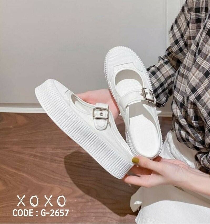 รองเท้าสไตล์เกาหลี ผ้าใบเปิดส้น ส้นตึก น่ารัก ใส่สบาย วัสดุพื้นเสมอ อัพเปอร์บนเป็นผ้าใบ ทำความสะอาดซักได้ ด้านหน้ามีเข็มขัดรัด ปรับขยายรูได้ แมทส์ชุดง่าย นุ่ม น้ำหนักเบา ใส่สบาย