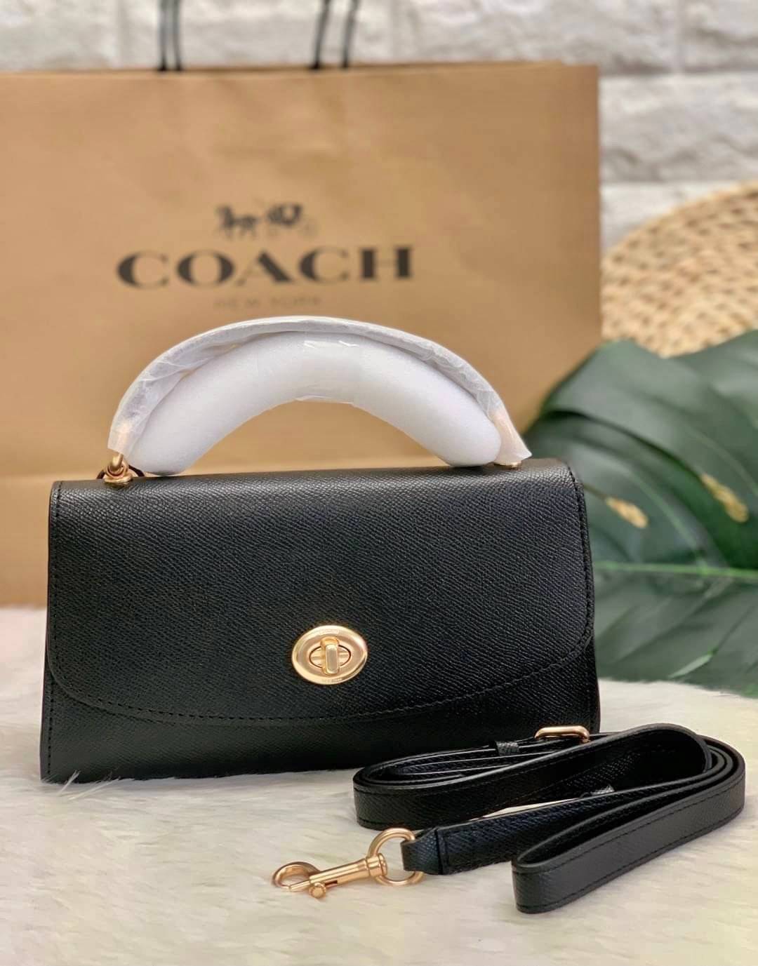 COACH TILLY SATCHEL 23 ((C1802//C1439/C1435)) พร้อมส่งที่ไทยทันทีค่ะ! กระเป๋าสะพายครอสบอดี้ร์หรือหิ้วก็เก๋ไปอีกค่ะ หนังแท้สวยงาม เปิดปิดกระเป๋าแบบหมุนล็อค ภายในมี2ช่องหลัก ใส่กระเป๋าเงินใบกลางได้;มือถือได้ทุกรุ่น;ของจำเป็นสาวๆได้ครบค่ะ;มีช่องซิปกลางและช่อ