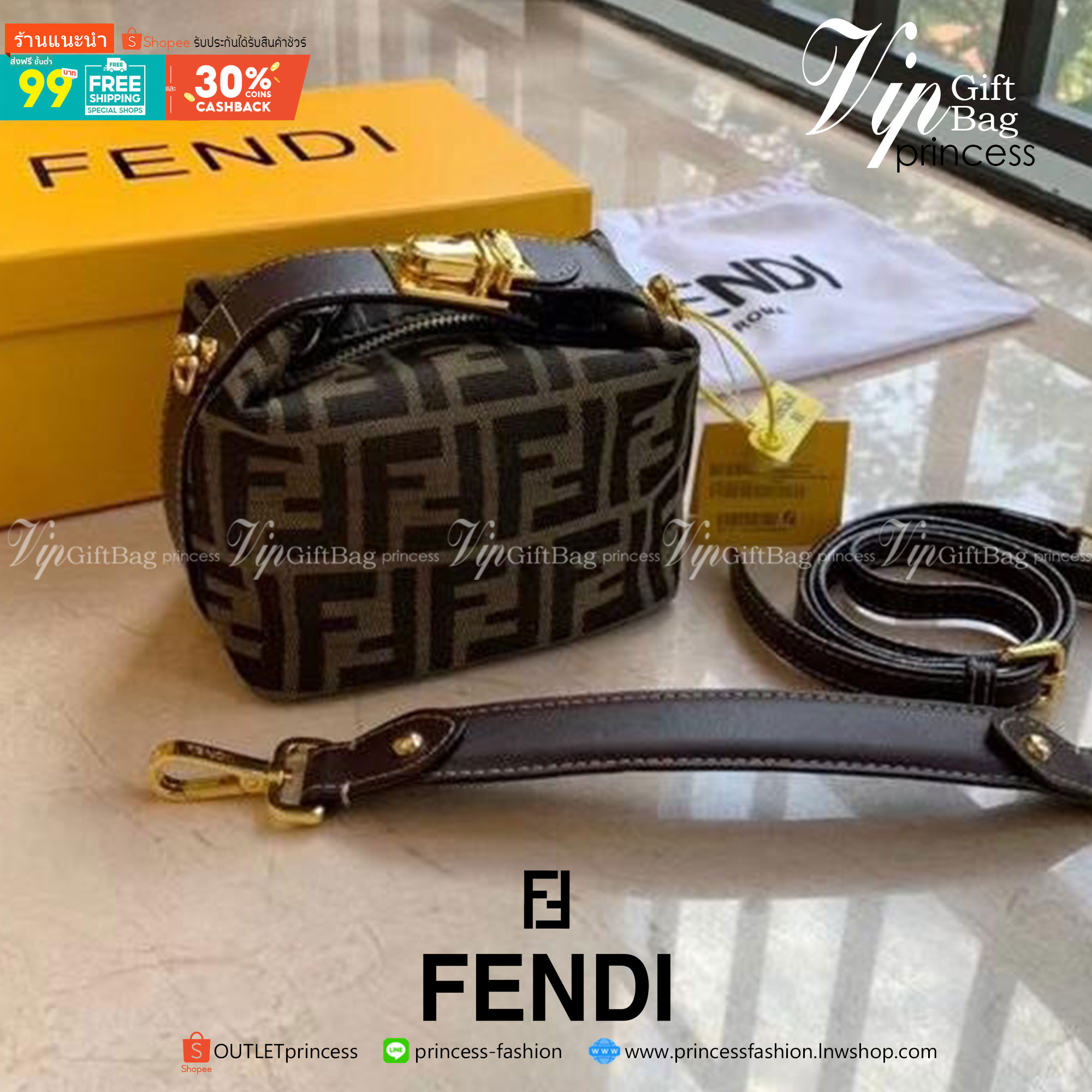 Fendi Tobacco Monogram FF Logo Zucca Buckle Belt Boston Mini Bag Brow Canvas Satchel กระเป๋าสะพายข้าง size mini สุดฮิต วัสดุ canvas จุของได้เยอะ ใส่iphone+ ได้ เปิดปิดด้วยซิป น่ารักมากกก ห้ามพลาดเลยค่ะใบนี้แนะนำสุดๆ มีสายสั้น+สายสะพายไหล่ ปรับสายได้
