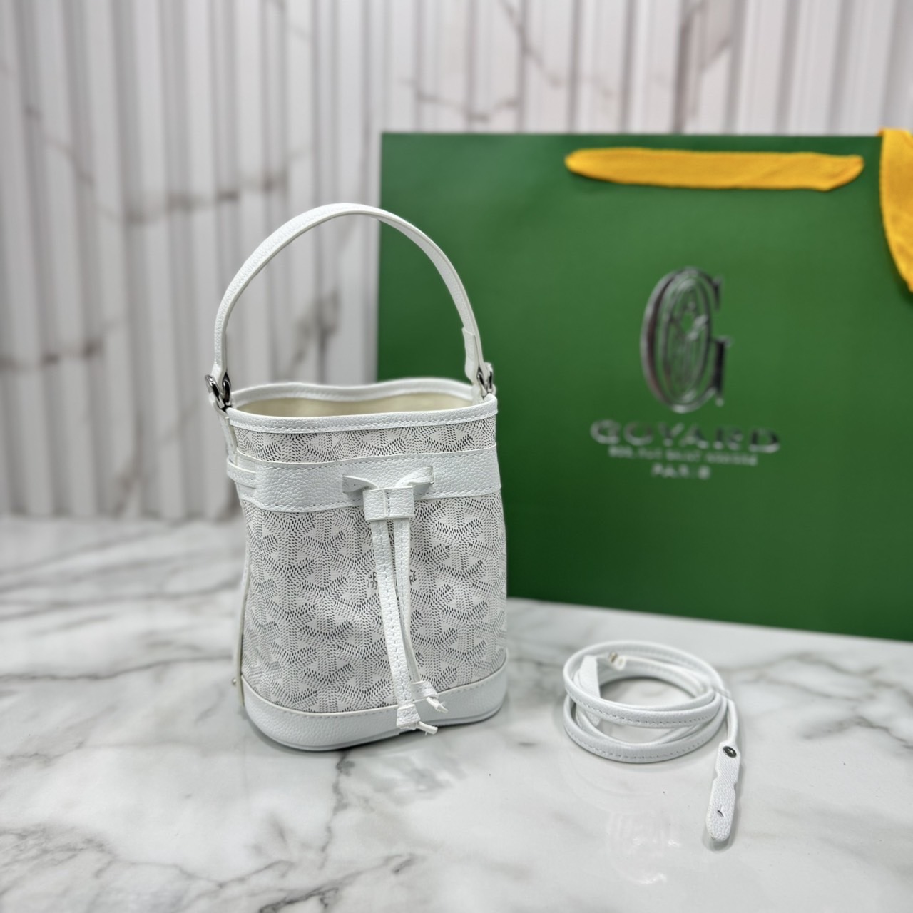 RI หนังแท้ | Goyard Petit Flot Mini bucket bag กระเป๋าสะพายทรงบัคเก็ต ไซส์มินิ ดูผู้ดีในตัว วัสดุหนังแคนวาสพิมพ์ลายสวยคม