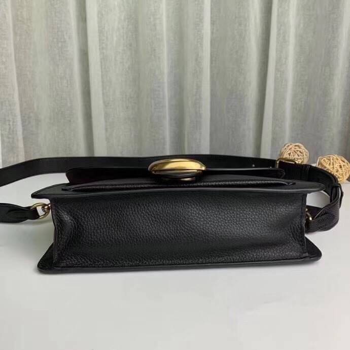 ของแท้ 💯% COACH Coach tabby convenience shoulder bag crossbody Product Details Polished pebble leather Inside zip and multifunction pockets Snap closure, fabric lining Outside slip pocket