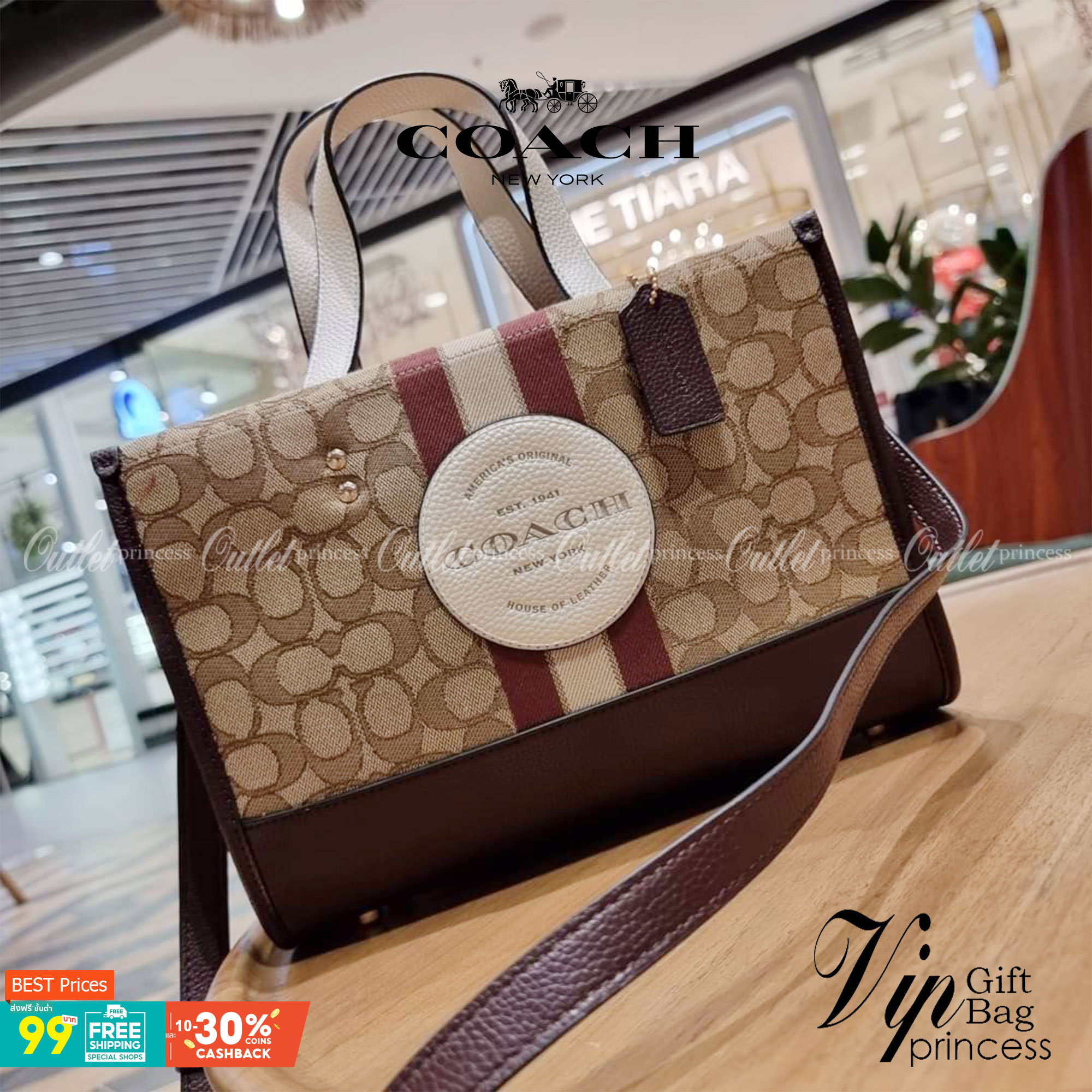 ใบใหญ่ COACH C8407 DEMPSEY CARRYALL IN SIGNATURE JACQUARD WITH STRIPE AND COACH PATCH ใบใหญ่ จุใจ คอลเลคชั่นใหม่ สีที่สาวๆรอคอย สวยคม ละมุนและมีความหรูในตัว กับกระเป๋าทรงโท้ท ไซส์ใหญ่ที่สามารถจุของได้แบบไม่ต้องกังวล ฟังก์ชั่นการใช้งานสะดวกที่สุด มีทั้งสาย