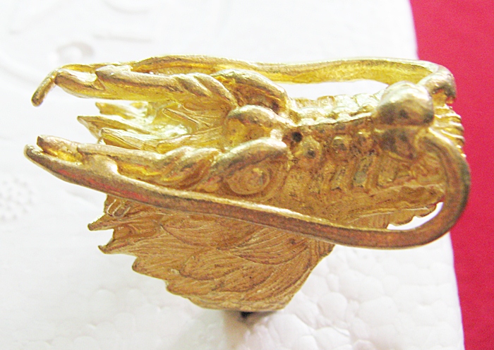 สินค้าหมดค่ะ แหวนหัวมังกรทองเหลืองเสริมอำนาจบารมี แบบ2ค่ะ