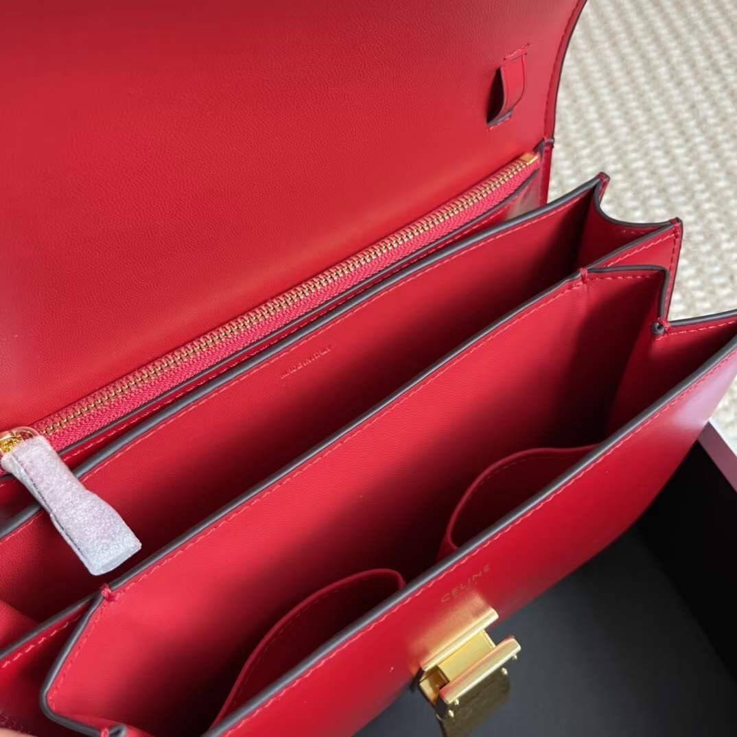 CELINE Medium Classic bag in box calfskin เกรดออริจินอล กระเป๋าสะพายแบรนด์เนมซีลีนหนังแท้ อะไหล่ทองหรู งานหนังเรียบ สวยหรู