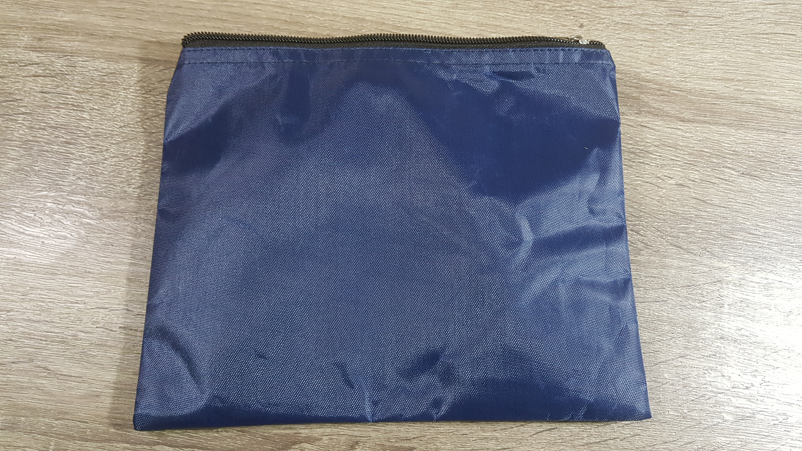 กระเป๋าผ้าเก็บตัวหมากรุกสากลทรงสี่เหลี่ยม