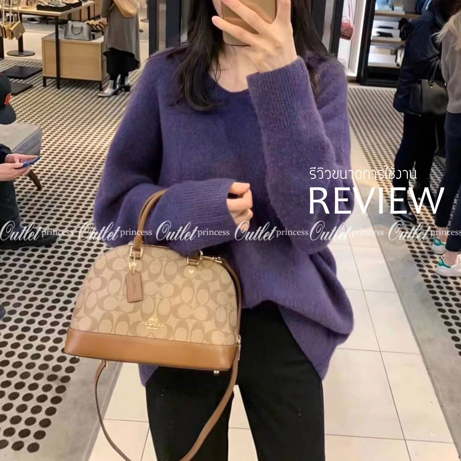 Coach Mini Sierra Signature กระเป๋าถือทรงโดม ภายในกว้างสามารถใส่กระเป๋าเงินเล็ก และมือถือได้ และยังมีช่องซิปเล็ก 1 ช่อง ด้านหลังมีกระเป๋าเล็กเก็บบัตร 1 ช่อง ใครยังไม่มีพลาดไม่ได้แล้วนะคะ