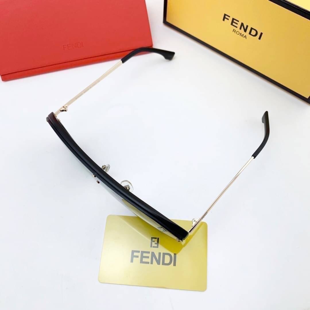 FENDI SUNGLASSES แว่นตาเฟนดิ เกรดออริจินอล 1:1 งานสวยสุด คุณภาพดี Hi-quality กันแดดเต็มประสิทธิภาพ UV400 ภาพถ่ายจากสินค้าจริง มาพร้อมกล่อง Full set box พร้อมส่งที่ไทย ใช้งานต่างประเทศได้