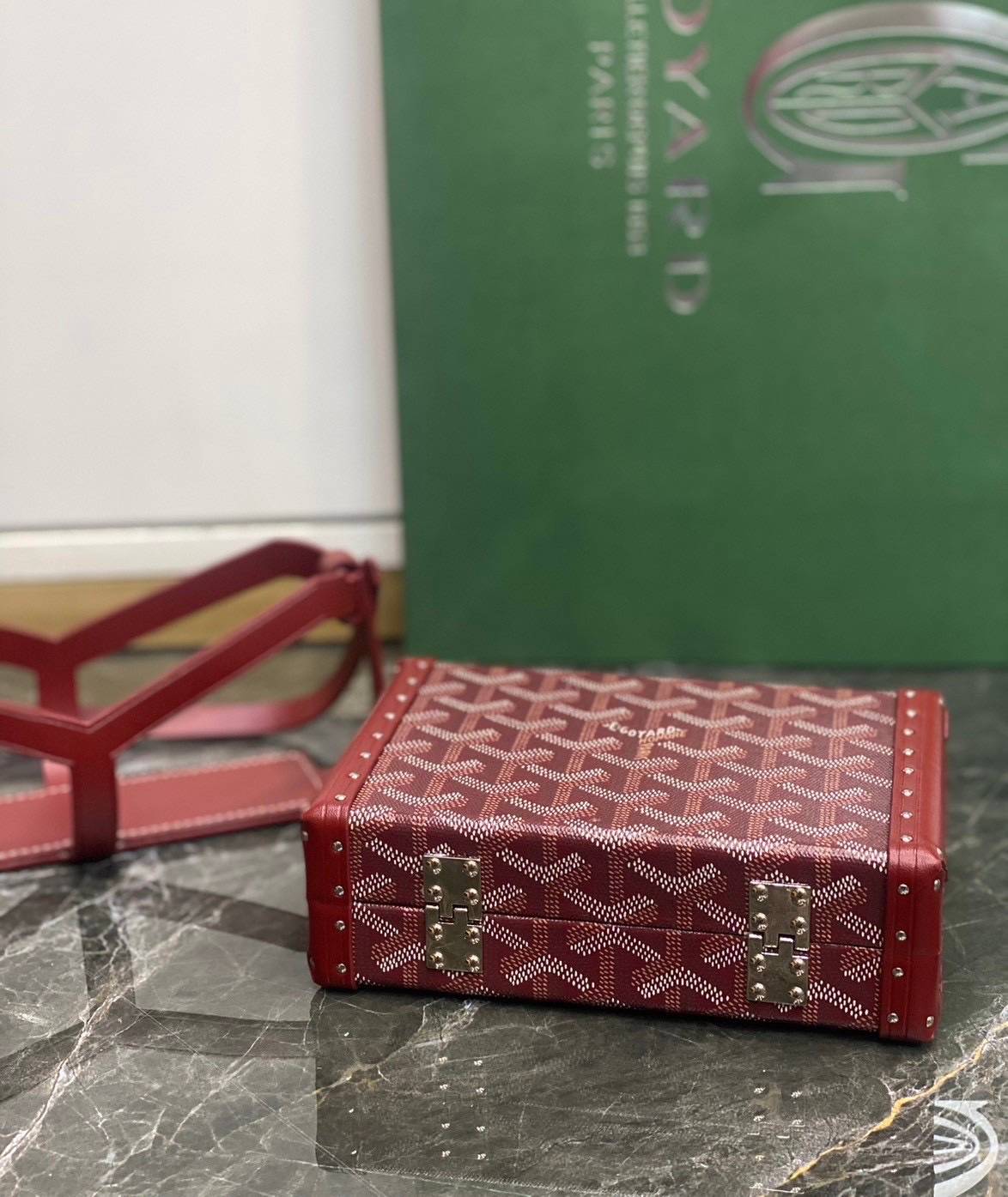 ORI หนังแท้ | Goyard Minaudière Trunk Bag กระเป๋าสะพายทรงแมสเซ็นเจอร์ เป็นคลัตช์ได้ในใบเดียว น้ำหนักเบา ทรงกล่องดีไซน์ใช้งานง่าย สวยหรู