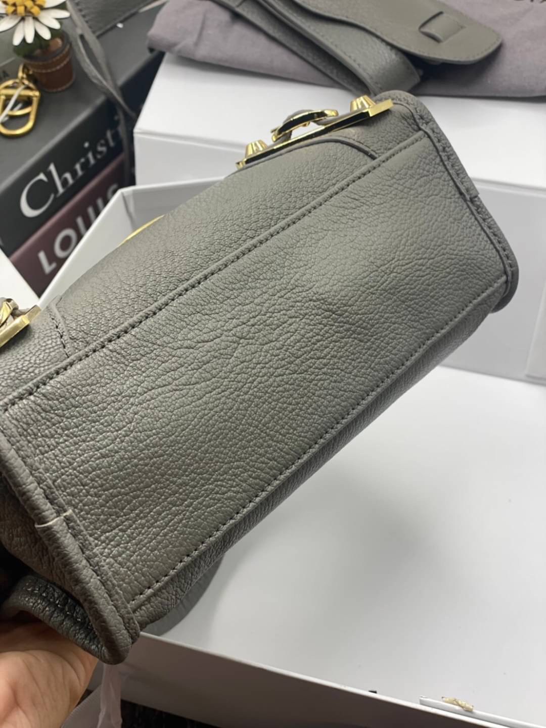 VIP 】หนังแท้ BALENCIAGA Classic City Mini Shoulder Bag พร้อมส่งที่ไทย โทนสีสวยละมุน